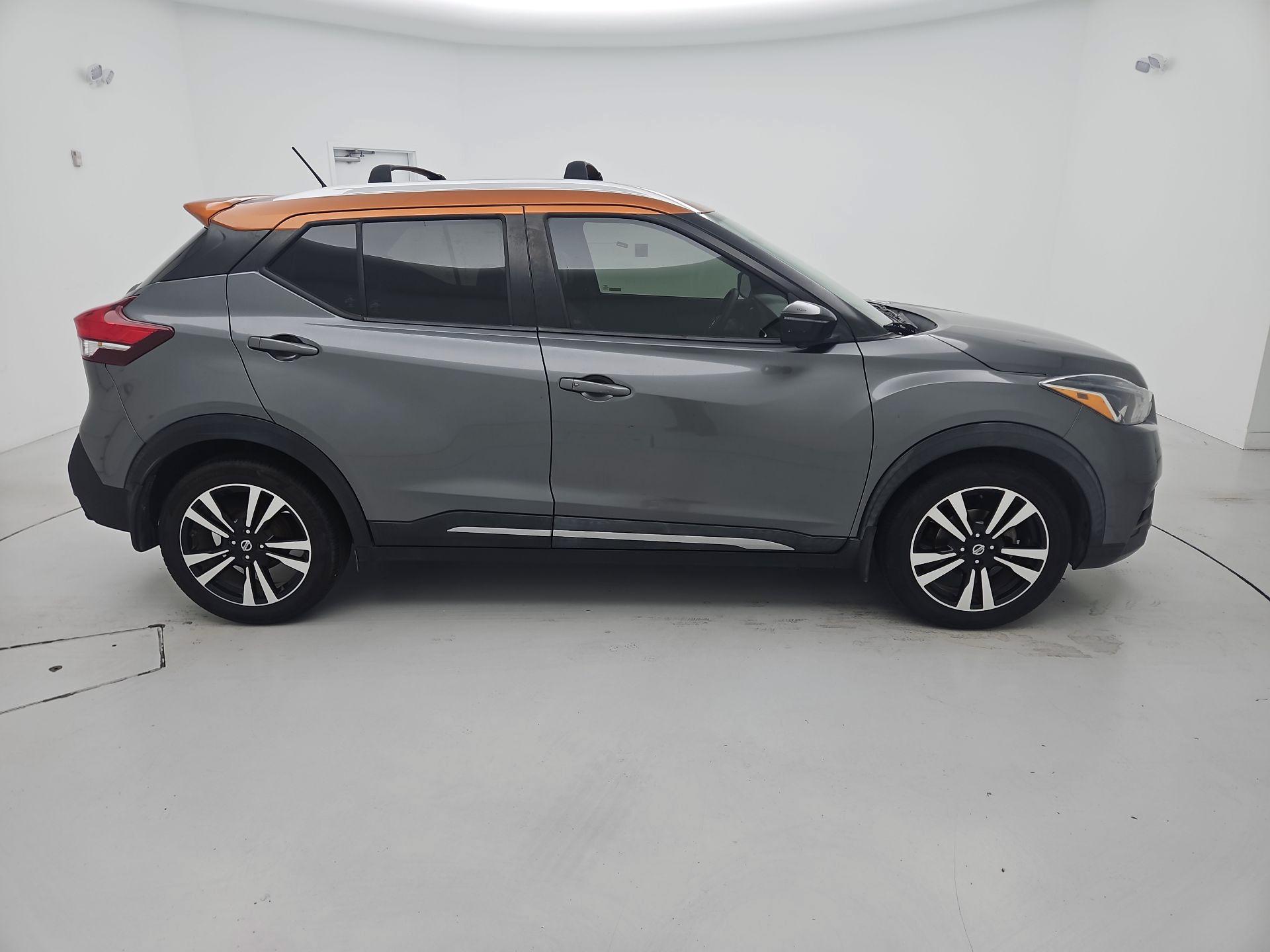 Thumbnail: 2019 Nissan Kicks - 4
