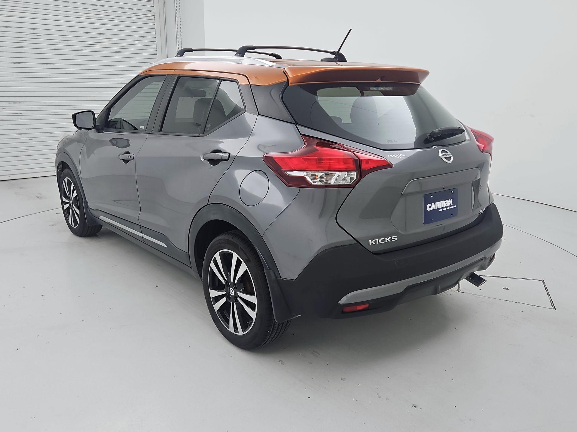 Thumbnail: 2019 Nissan Kicks - 7