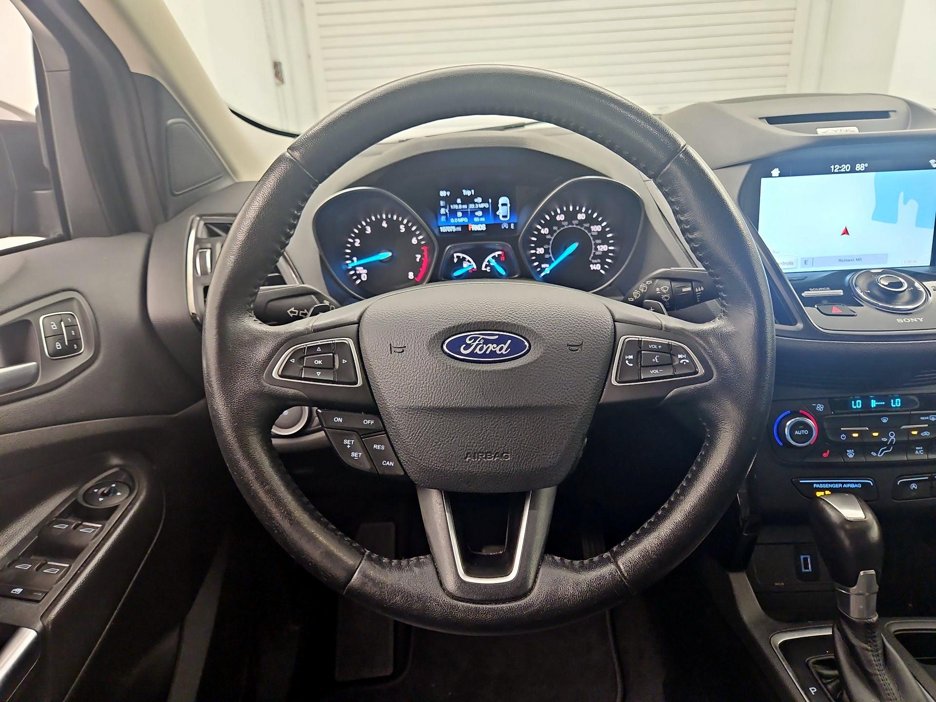 Thumbnail: 2017 Ford Escape - 10