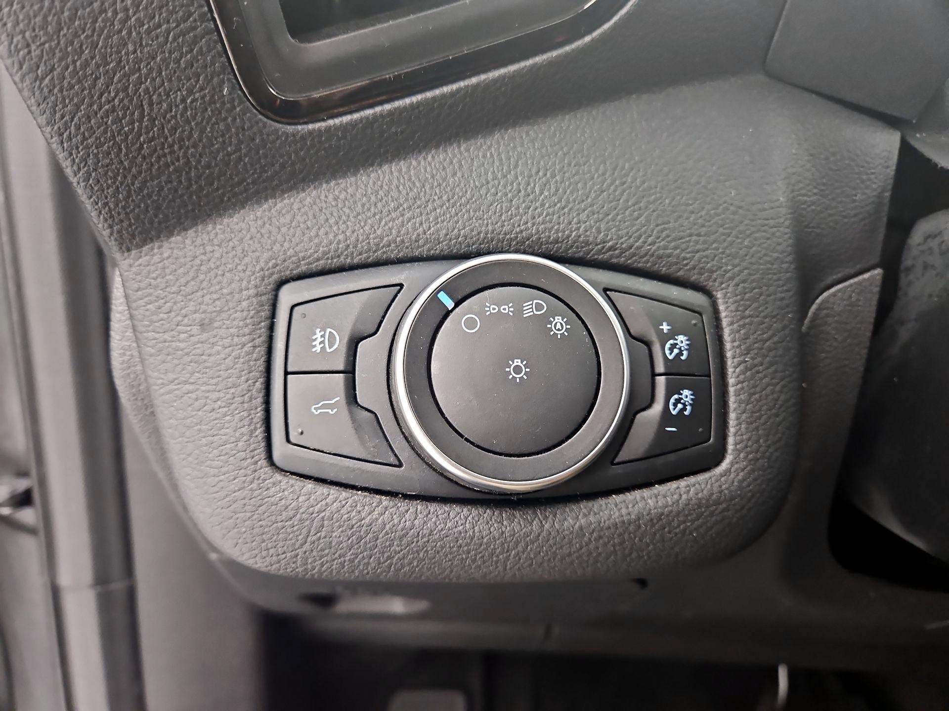 Thumbnail: 2017 Ford Escape - 13