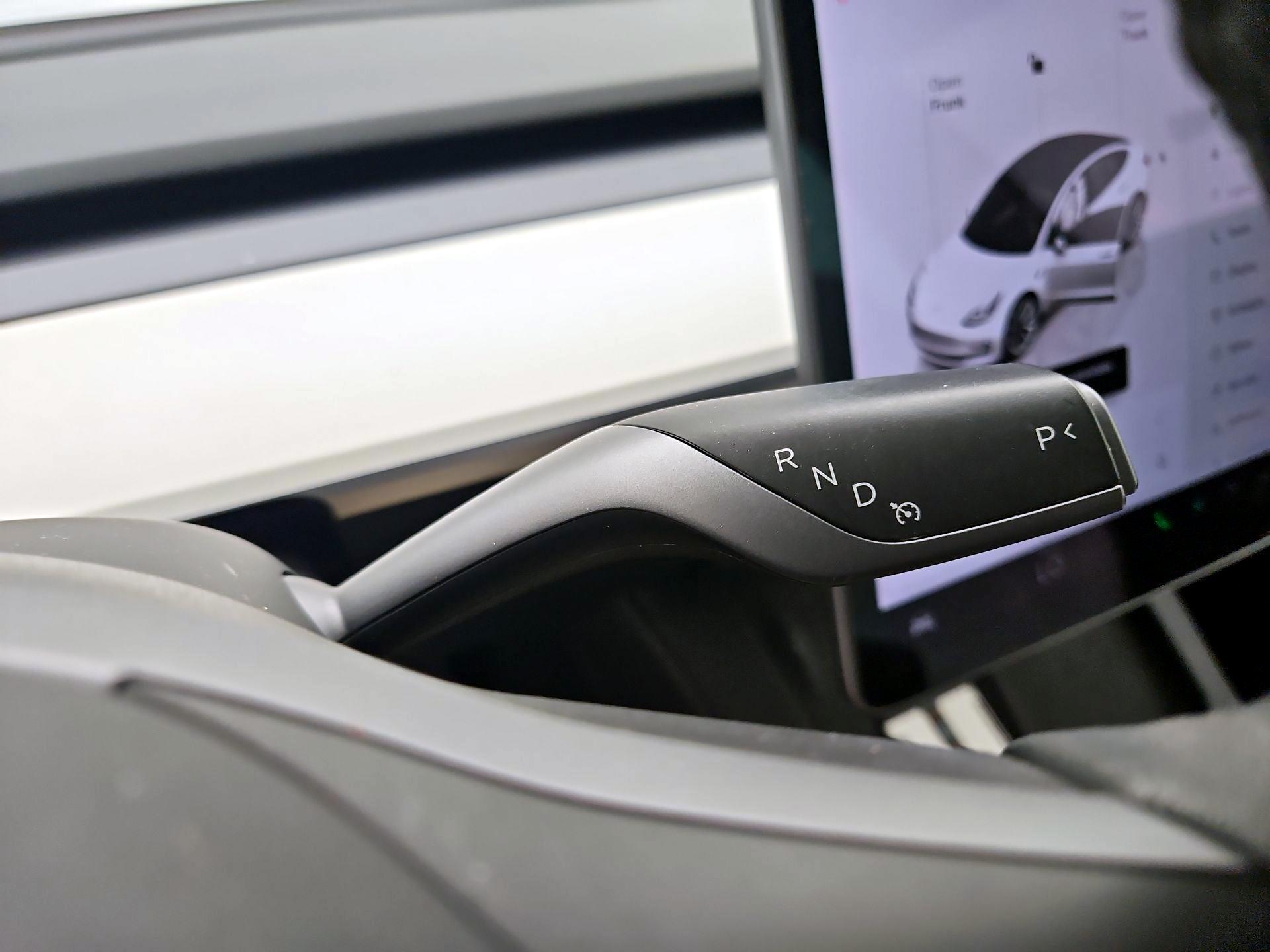 Thumbnail: 2022 Tesla Model 3 - 18