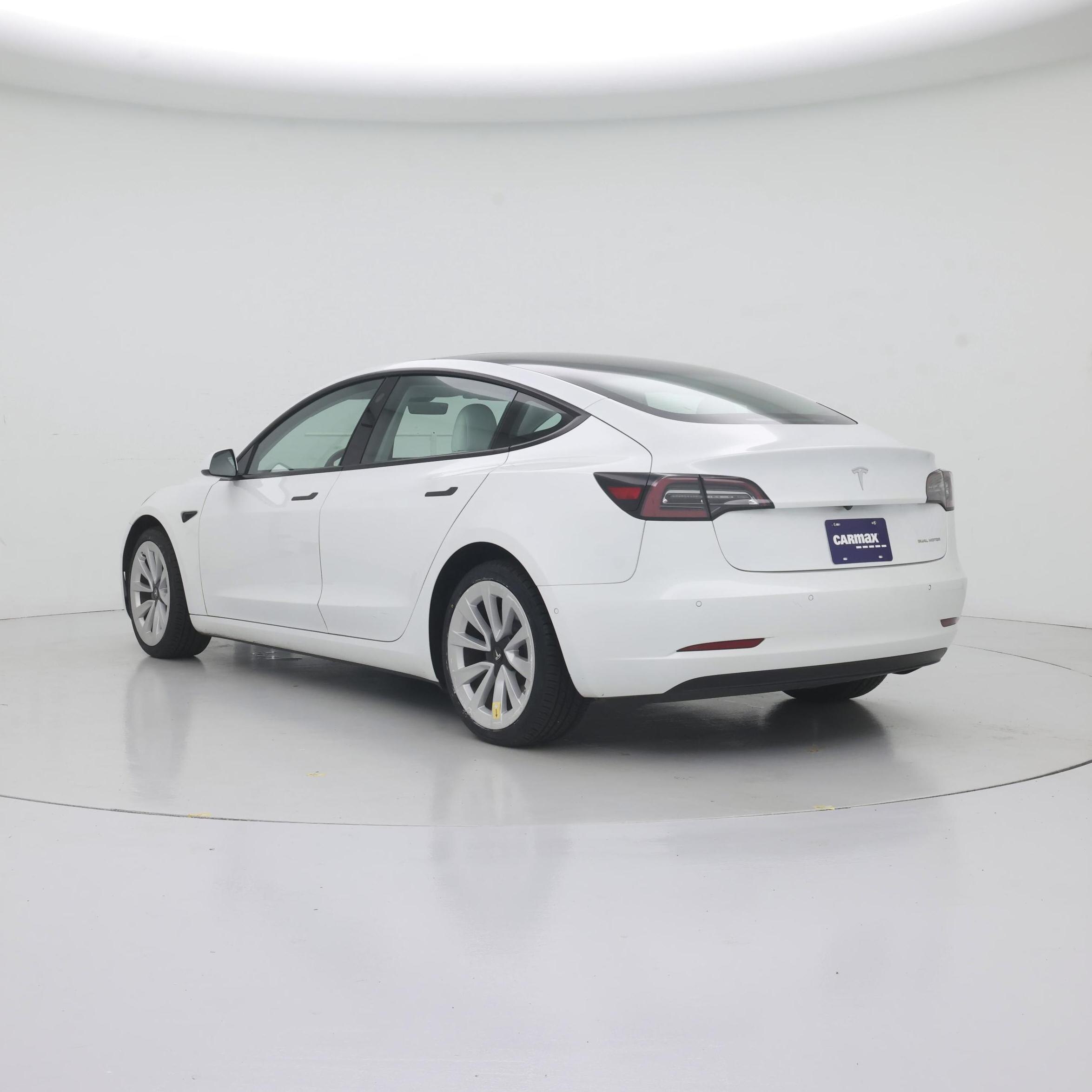 Thumbnail: 2022 Tesla Model 3 - 2
