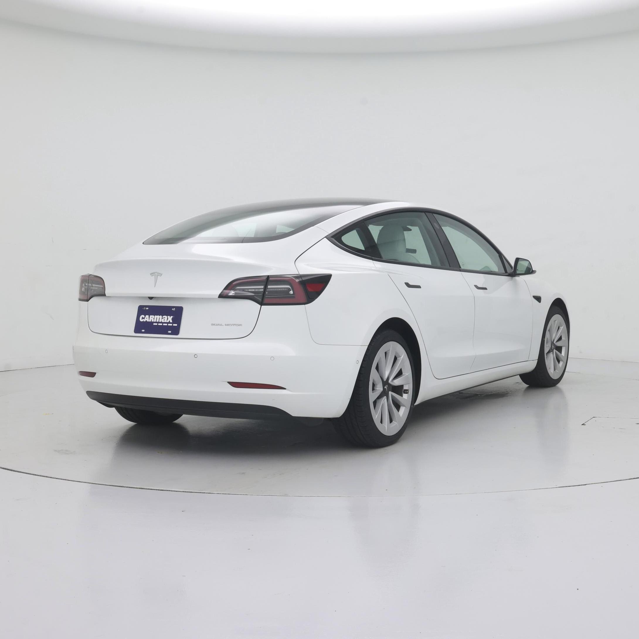Thumbnail: 2022 Tesla Model 3 - 8