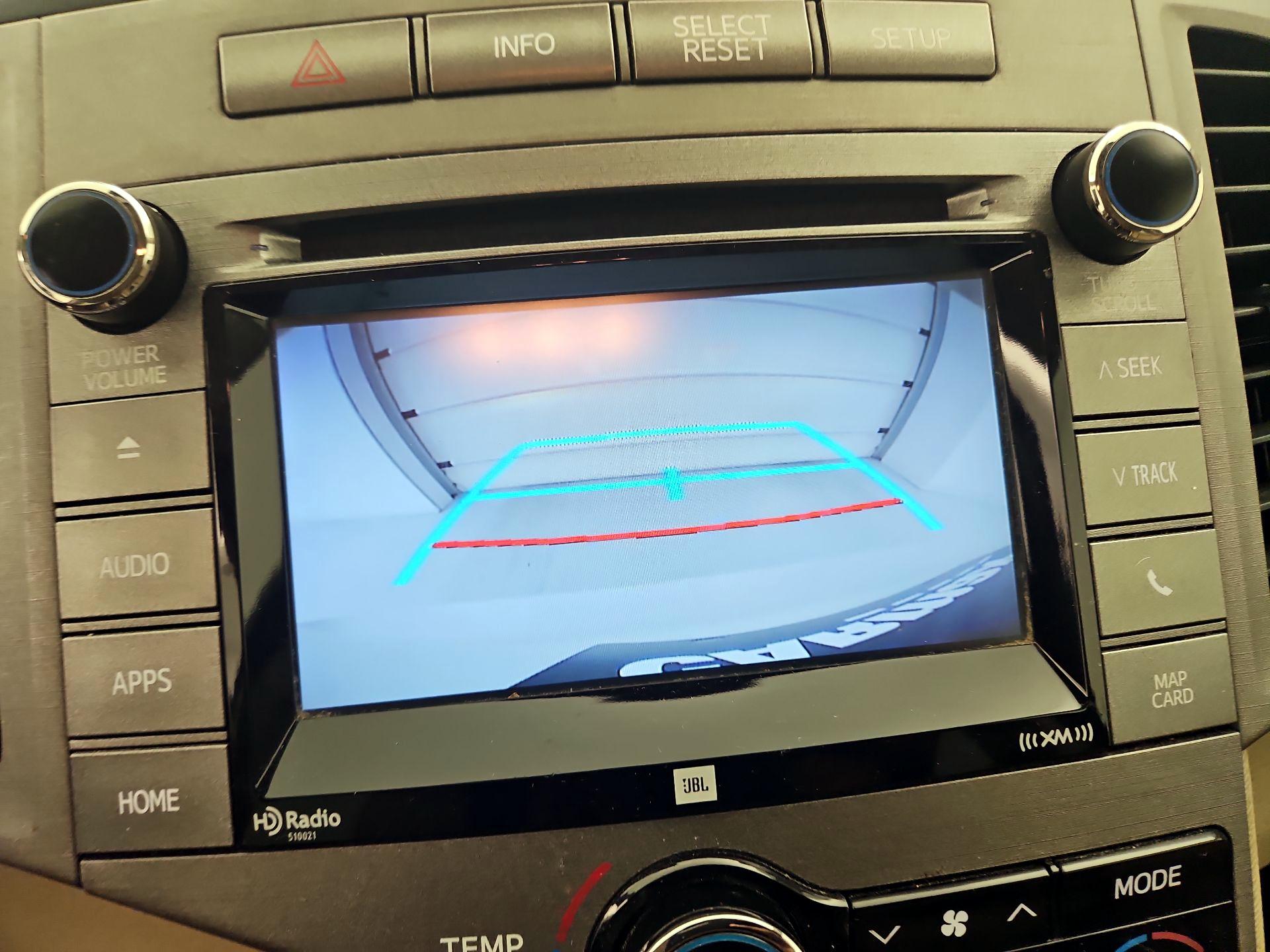 Thumbnail: 2015 Toyota Venza - 14