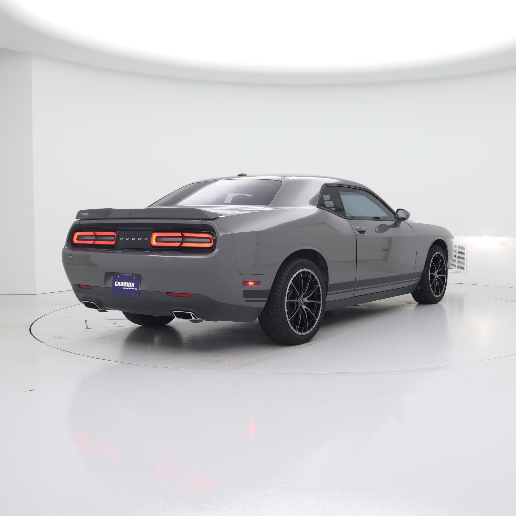 Thumbnail: 2019 Dodge Challenger - 8