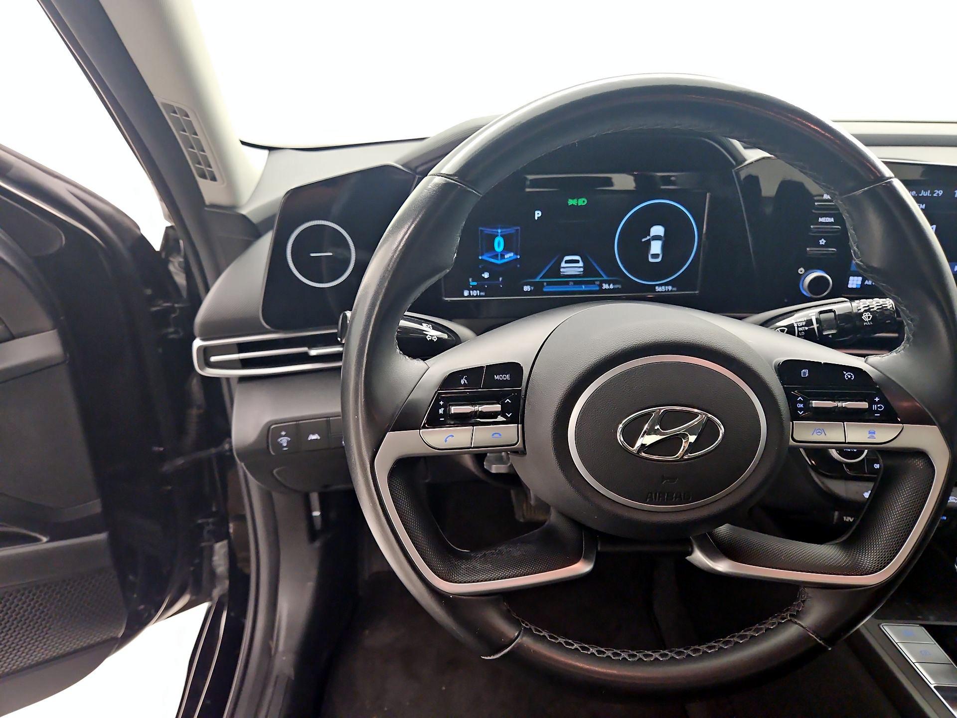Thumbnail: 2021 Hyundai Elantra - 10