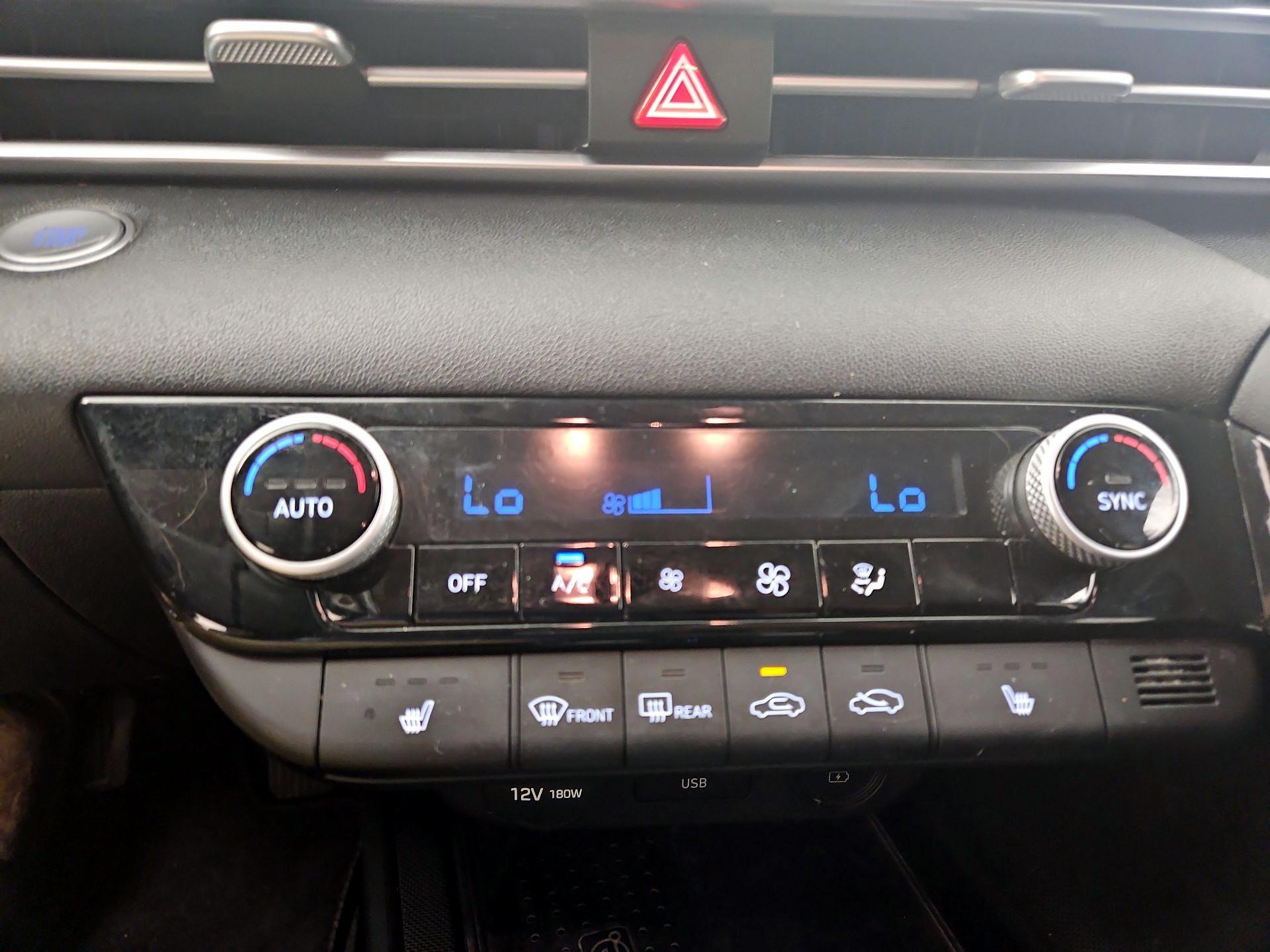 Thumbnail: 2021 Hyundai Elantra - 16