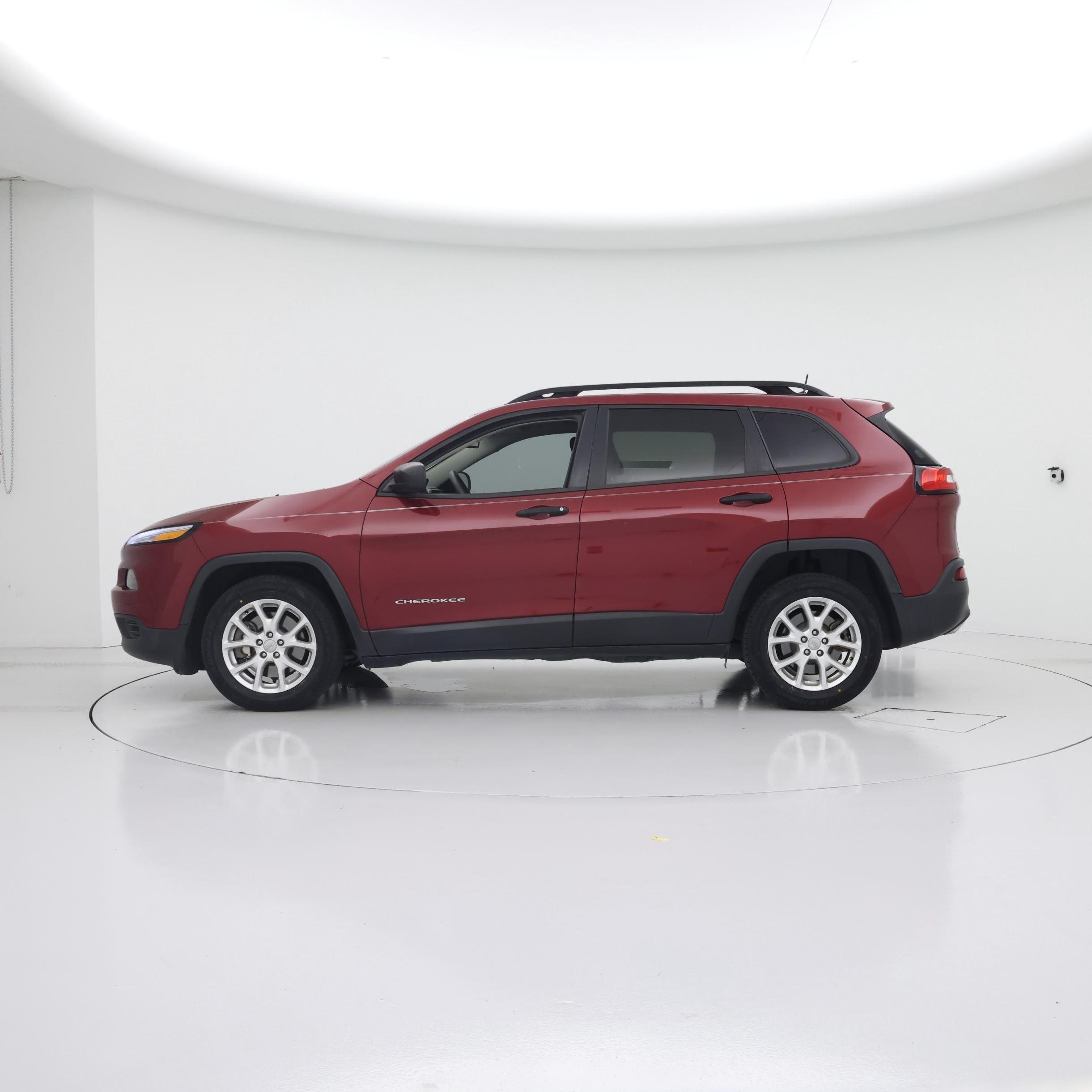 Thumbnail: 2016 Jeep Cherokee - 3