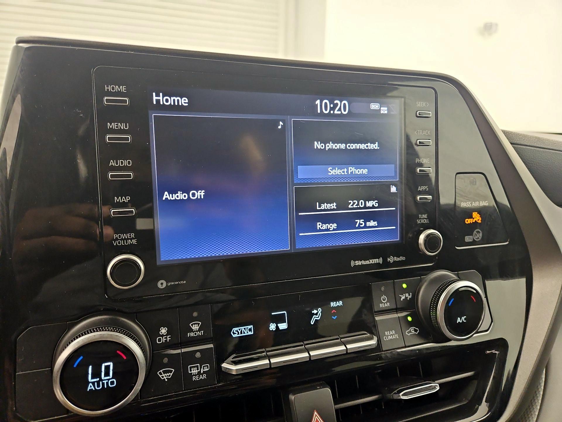 Thumbnail: 2021 Toyota Highlander - 15