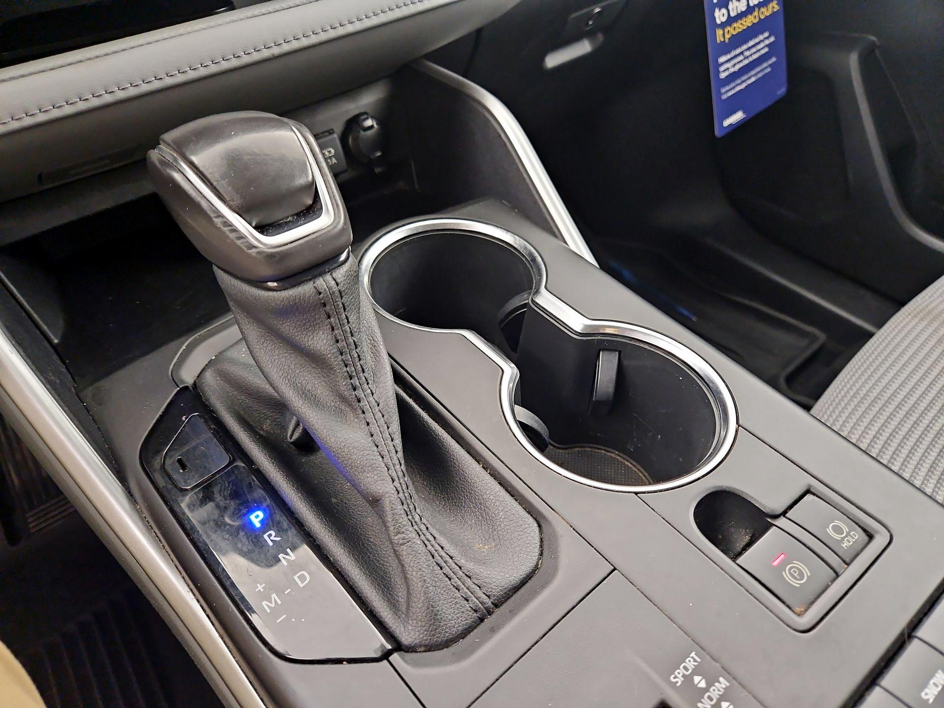 Thumbnail: 2021 Toyota Highlander - 17