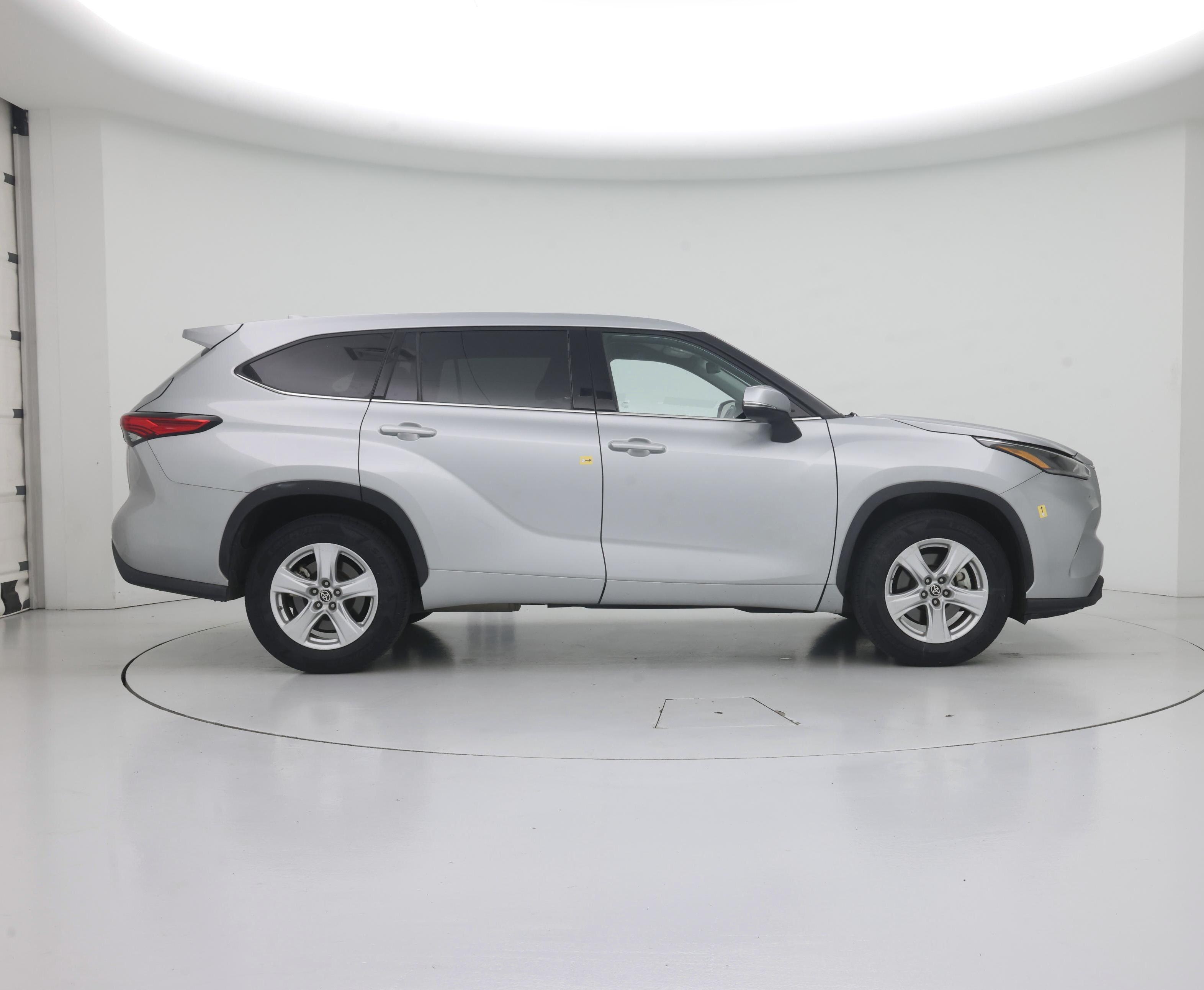 Thumbnail: 2021 Toyota Highlander - 7