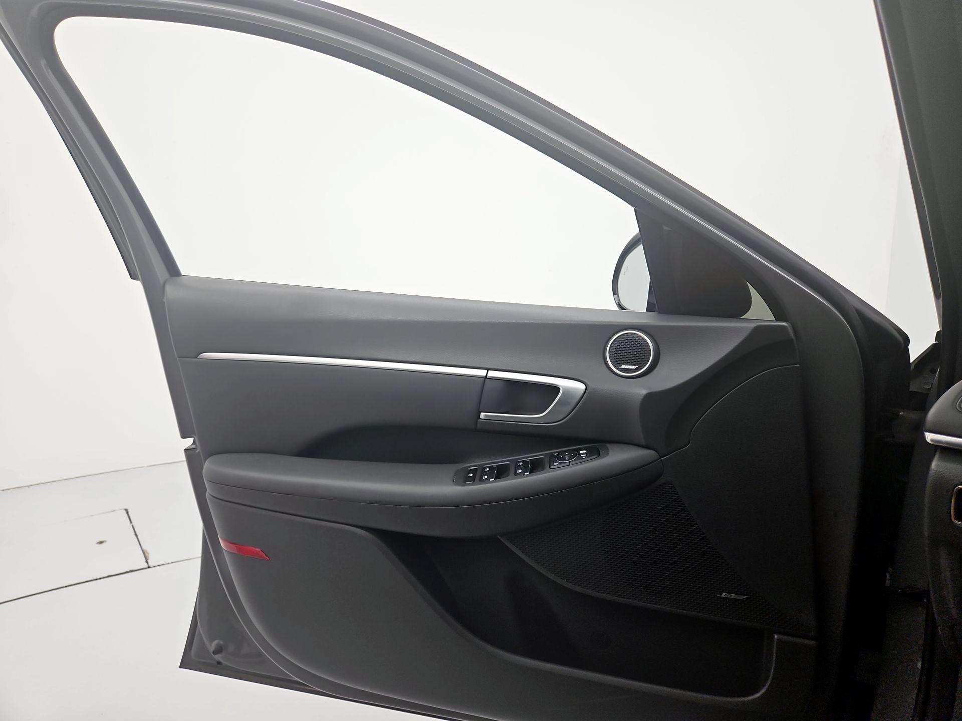 Thumbnail: 2021 Hyundai Sonata - 12