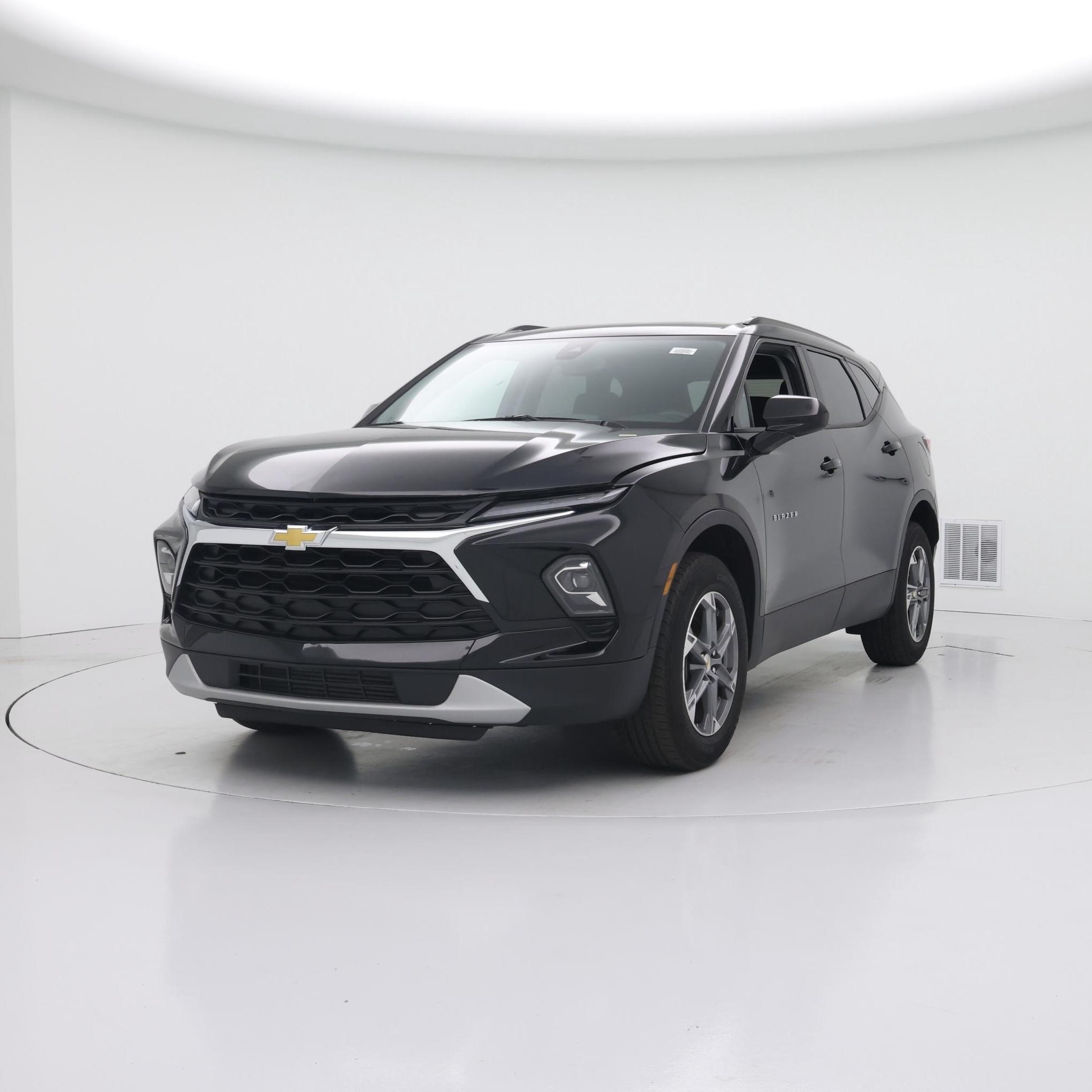 Thumbnail: 2023 Chevrolet Blazer - 4