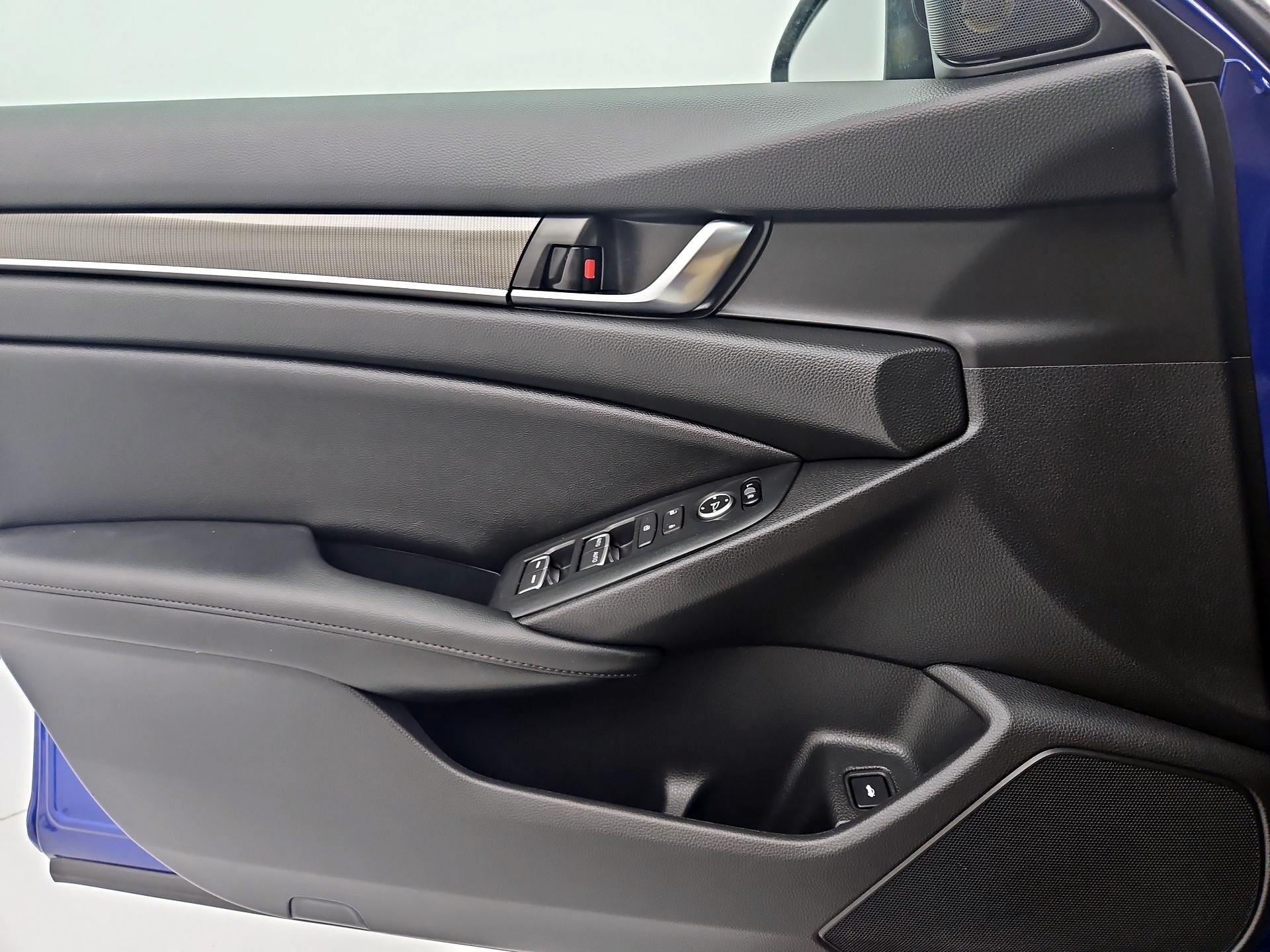 Thumbnail: 2022 Honda Accord - 12