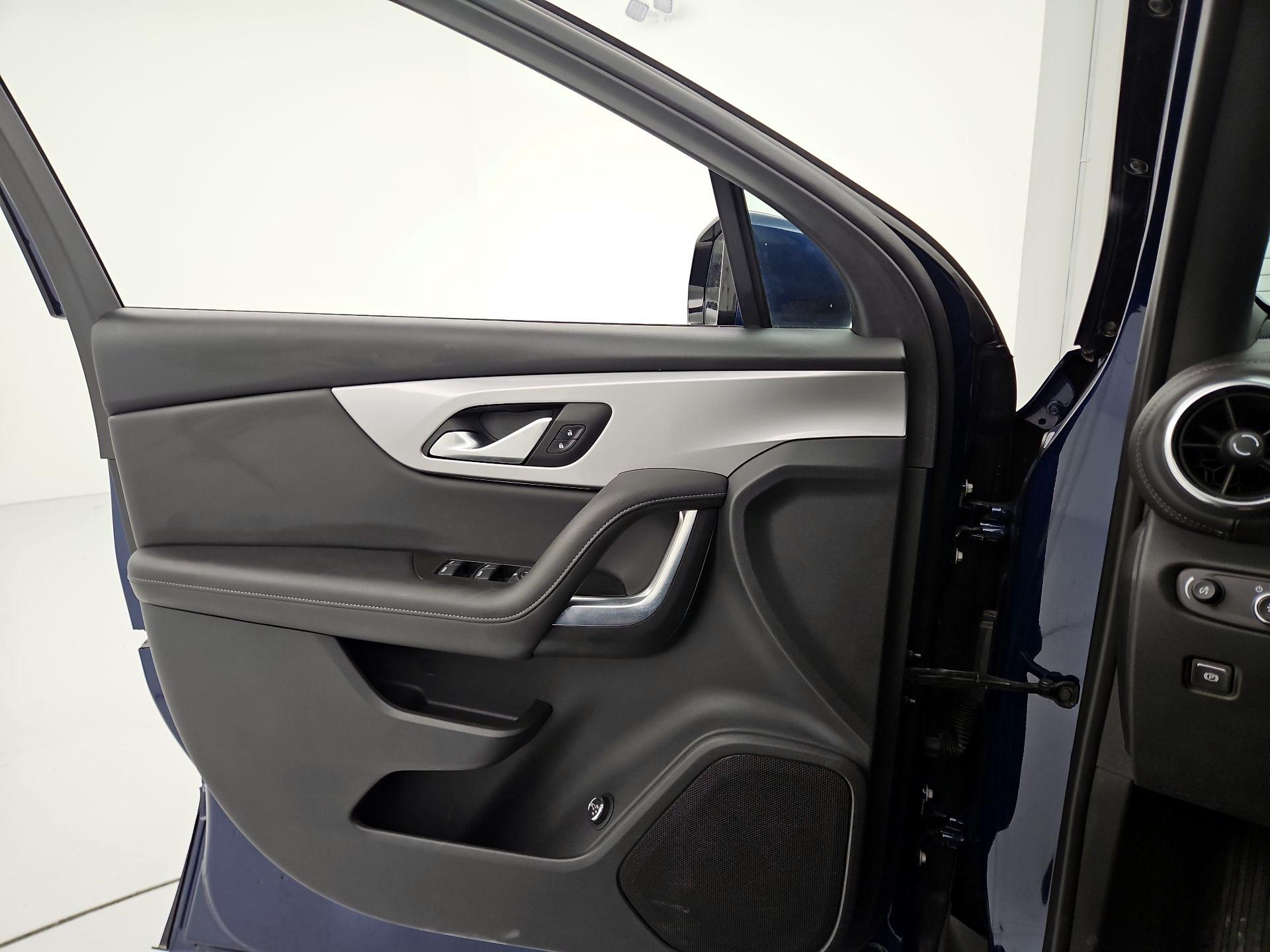 Thumbnail: 2022 Chevrolet Blazer - 12