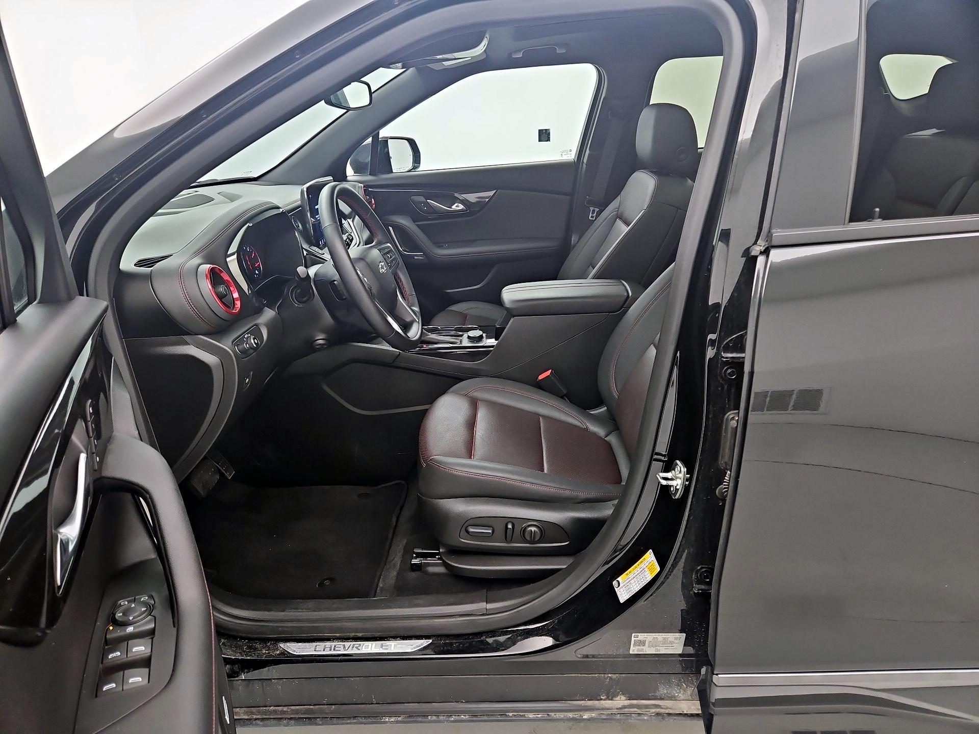 Thumbnail: 2023 Chevrolet Blazer - 11