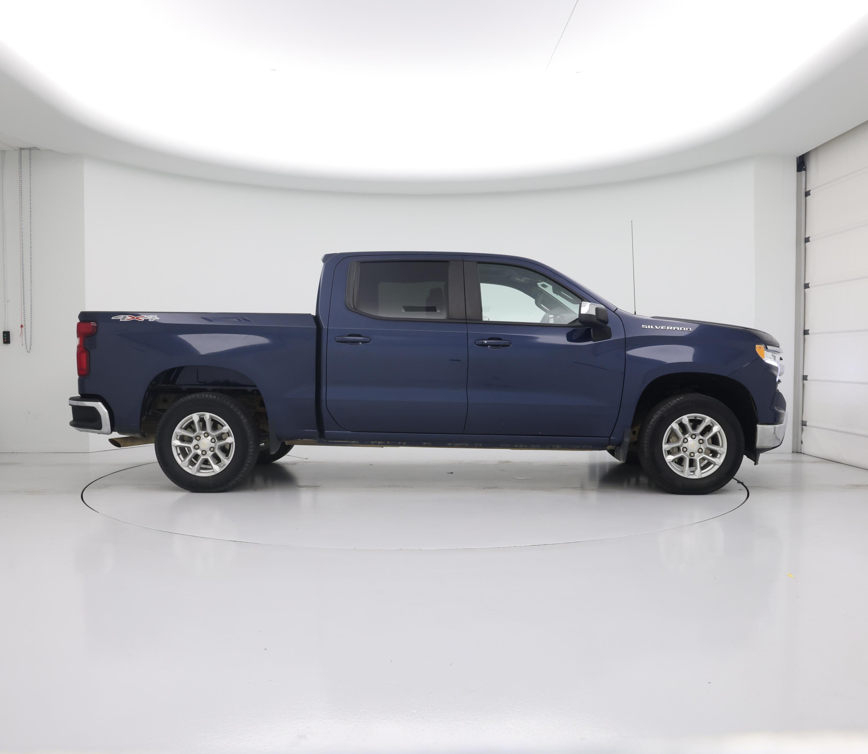 Thumbnail: 2023 Chevrolet Silverado 1500 - 7