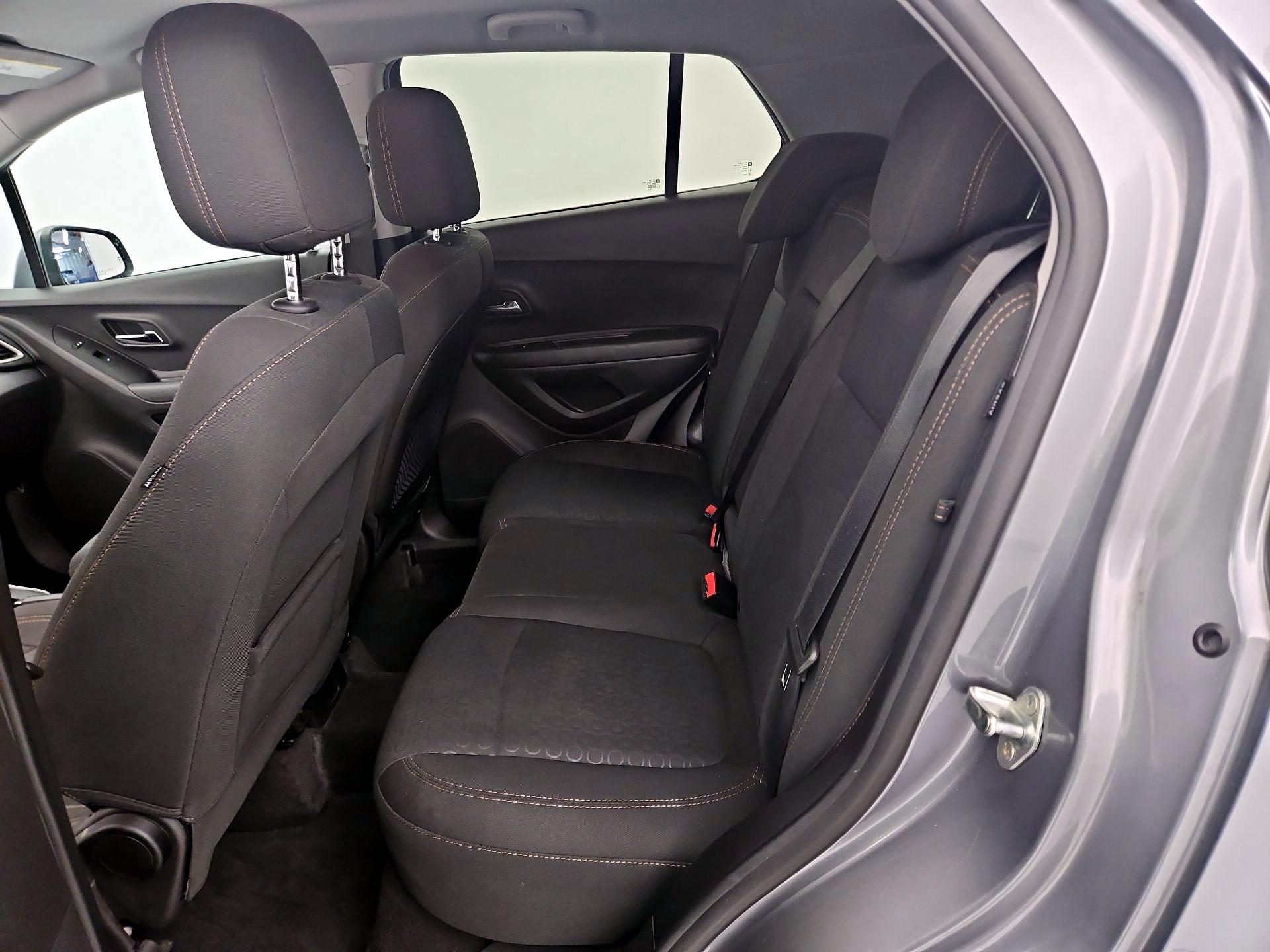 Thumbnail: 2020 Chevrolet Trax - 18