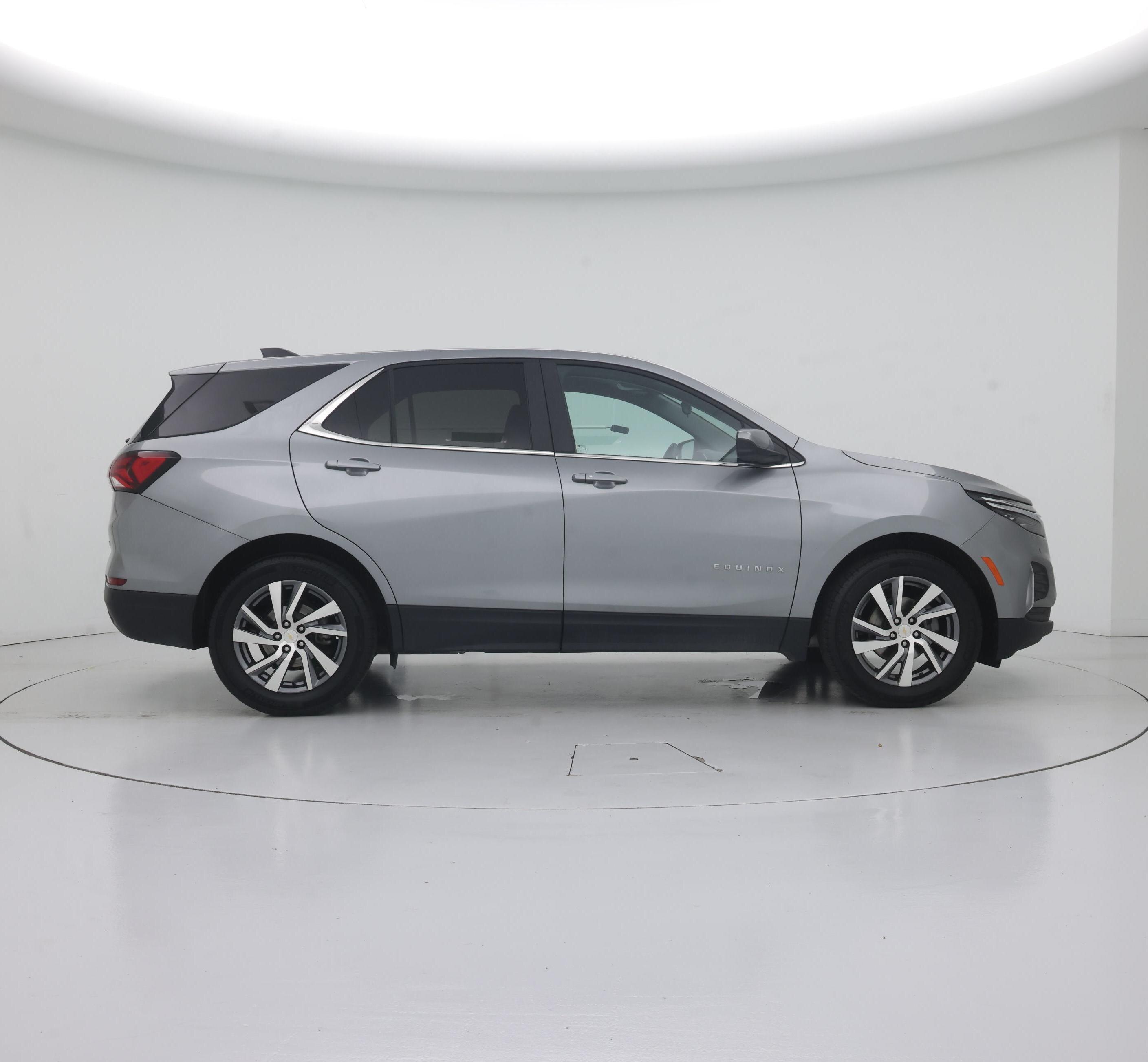 Thumbnail: 2023 Chevrolet Equinox - 6