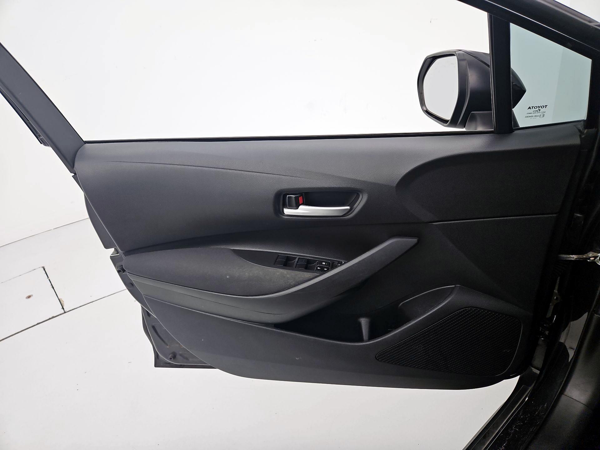 Thumbnail: 2021 Toyota Corolla - 12