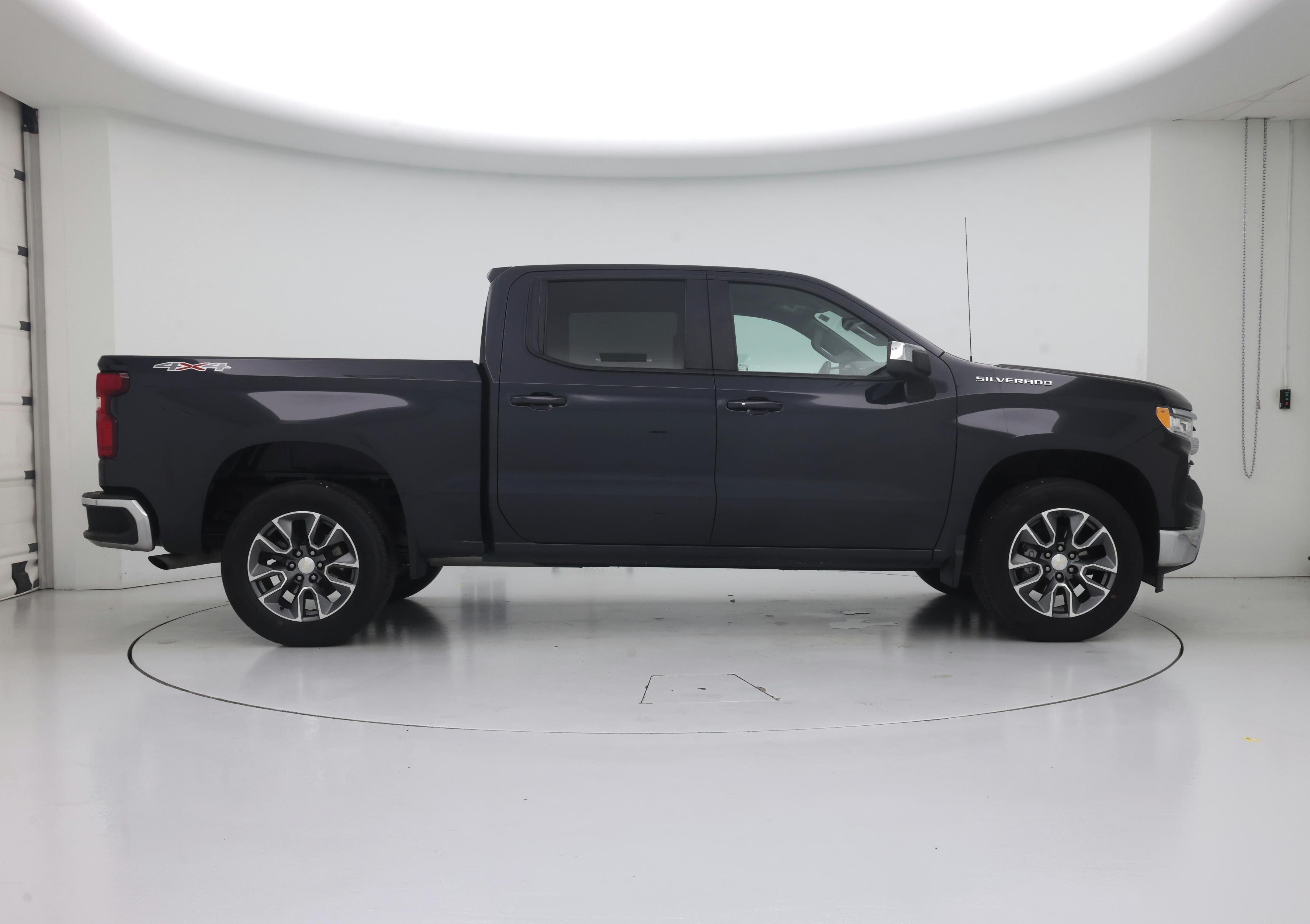 Thumbnail: 2023 Chevrolet Silverado 1500 - 7