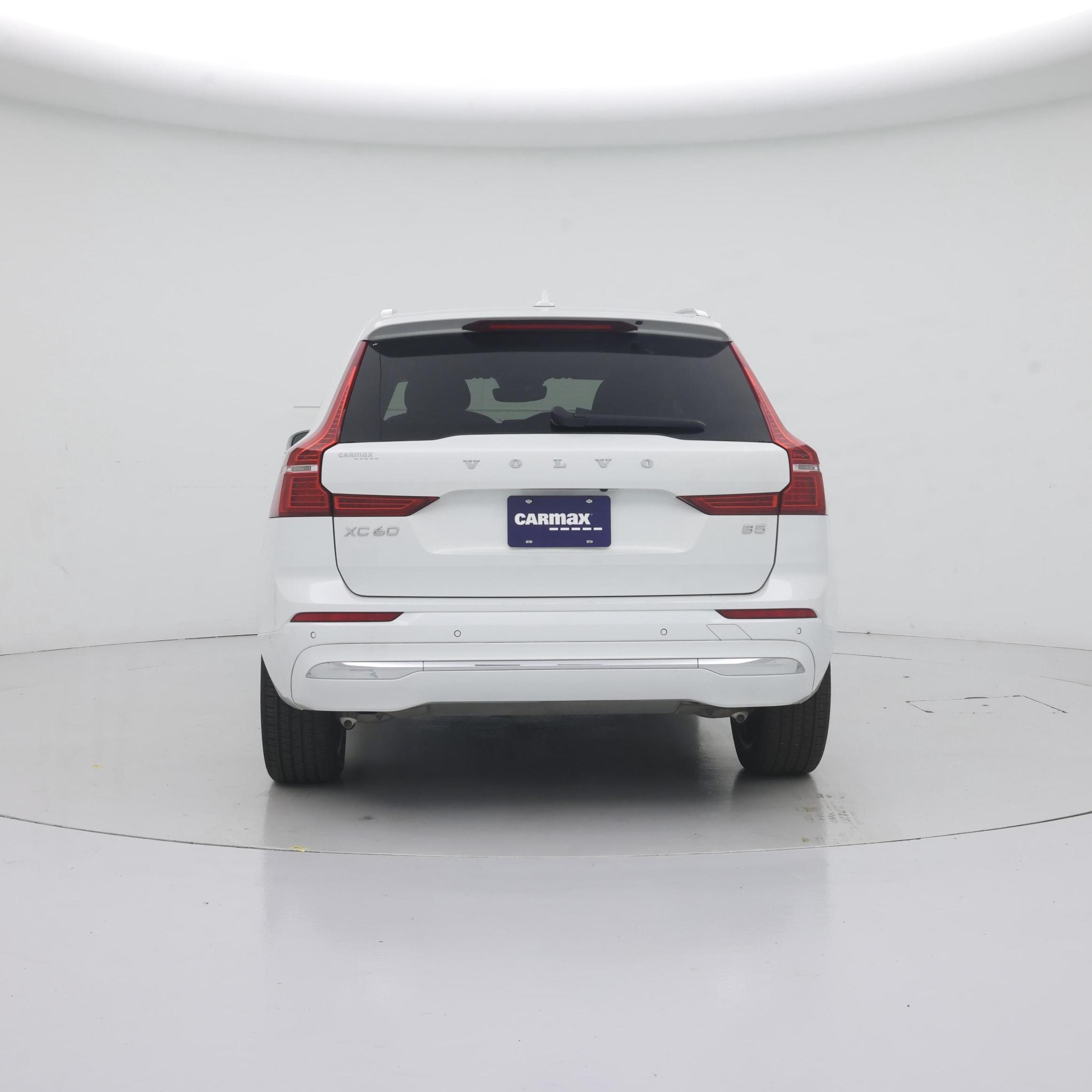 Thumbnail: 2022 Volvo XC60 - 6