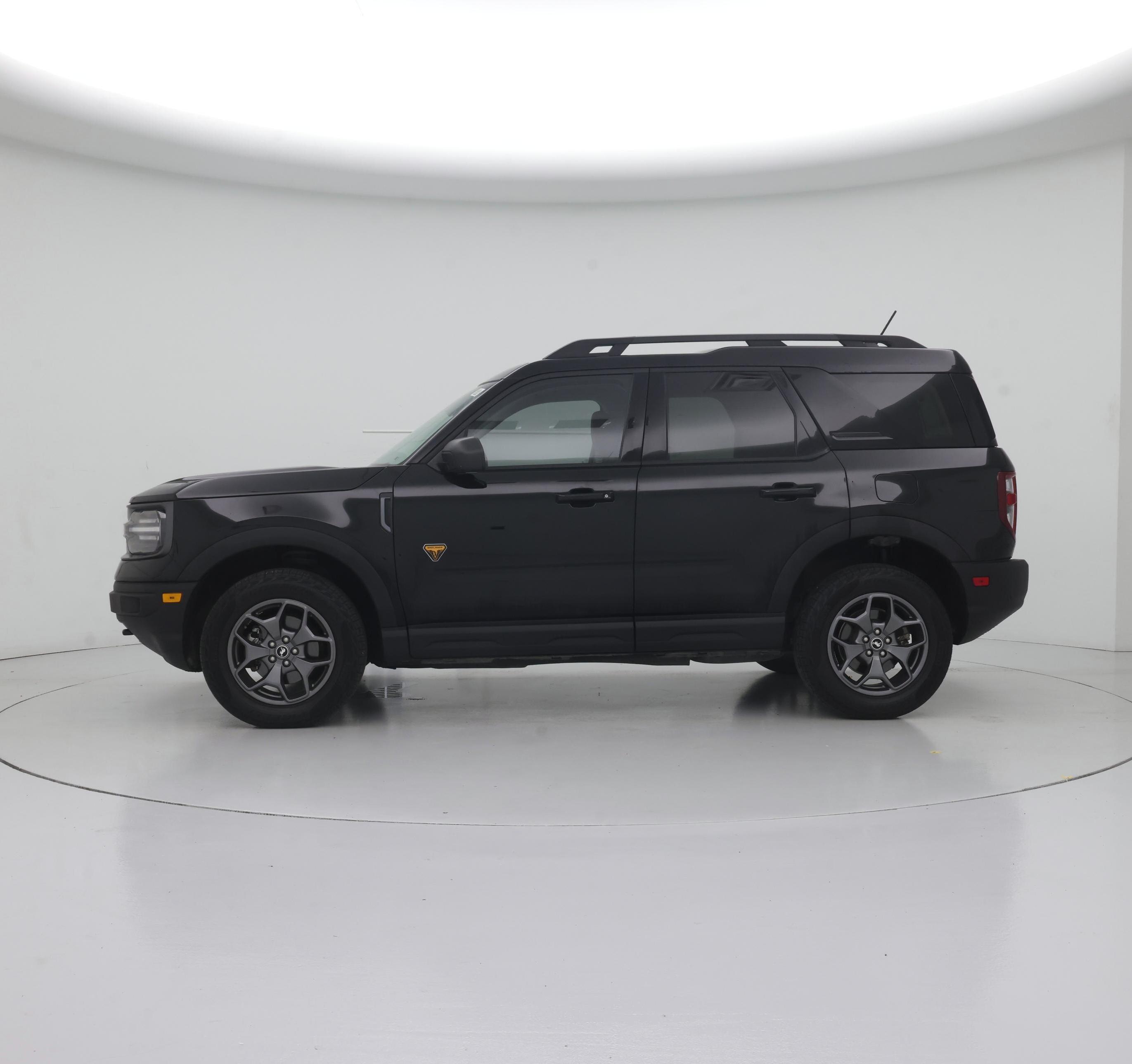 Thumbnail: 2023 Ford Bronco Sport - 3