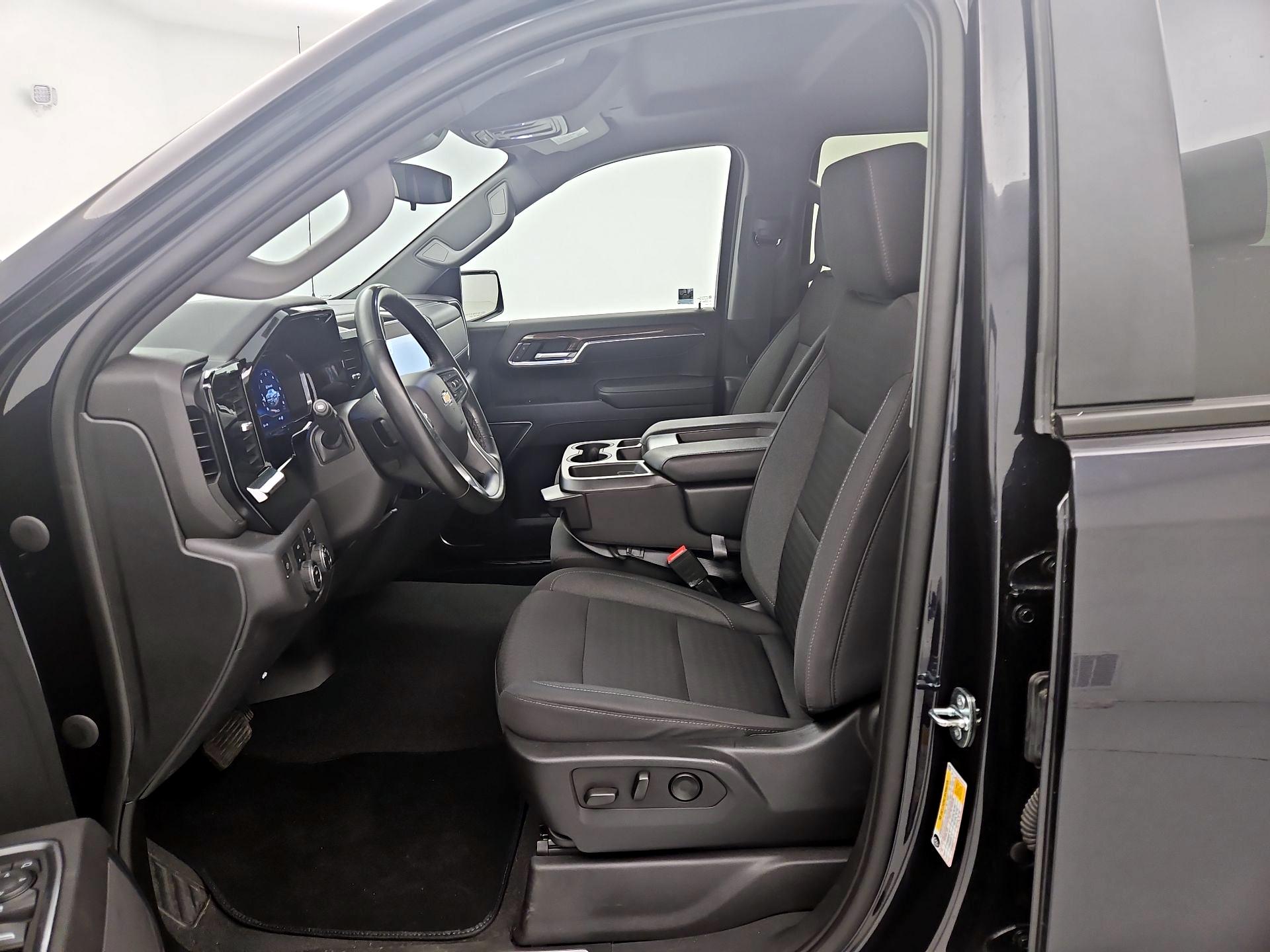 Thumbnail: 2023 Chevrolet Silverado 1500 - 11