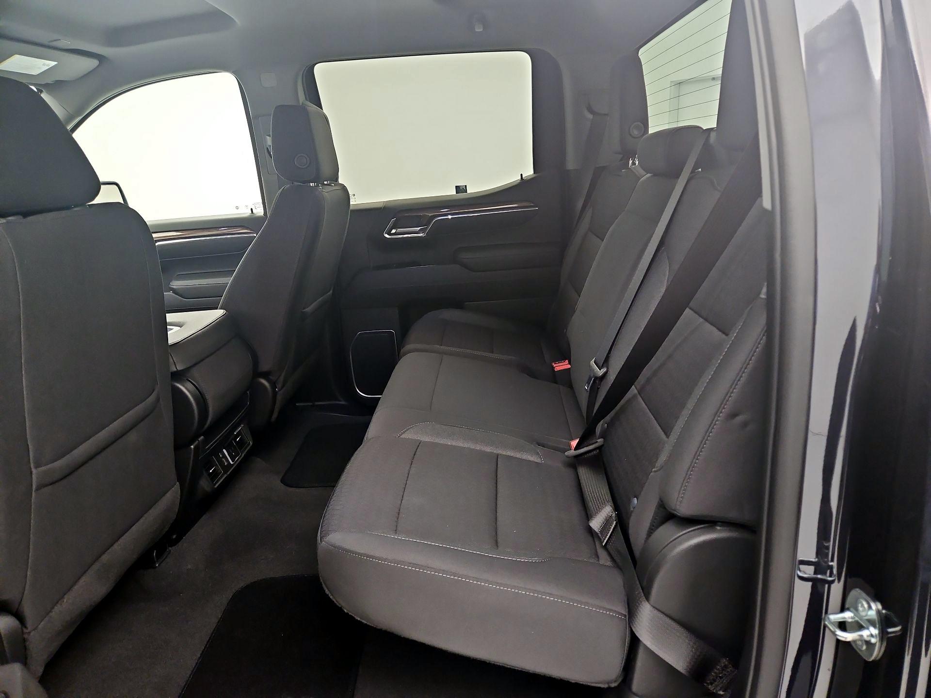 Thumbnail: 2023 Chevrolet Silverado 1500 - 20