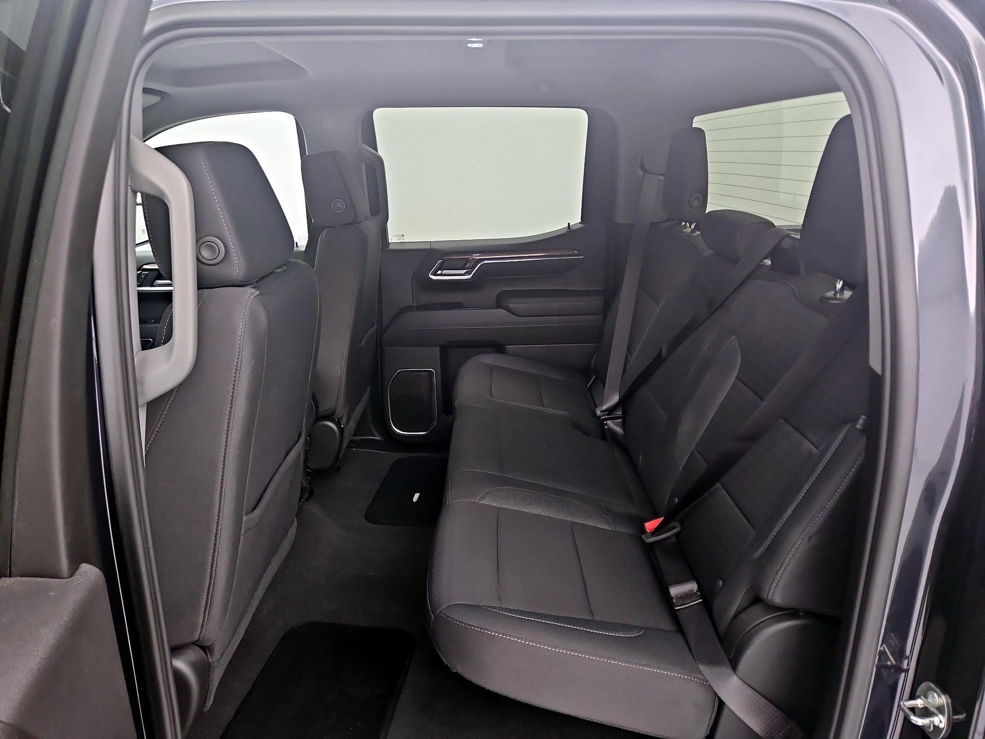 Thumbnail: 2023 Chevrolet Silverado 1500 - 19