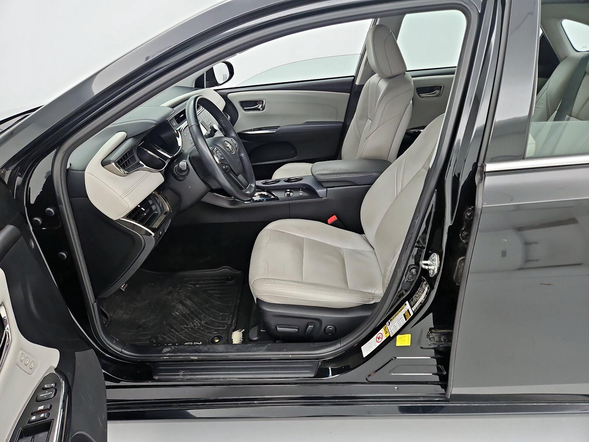 Thumbnail: 2013 Toyota Avalon - 11
