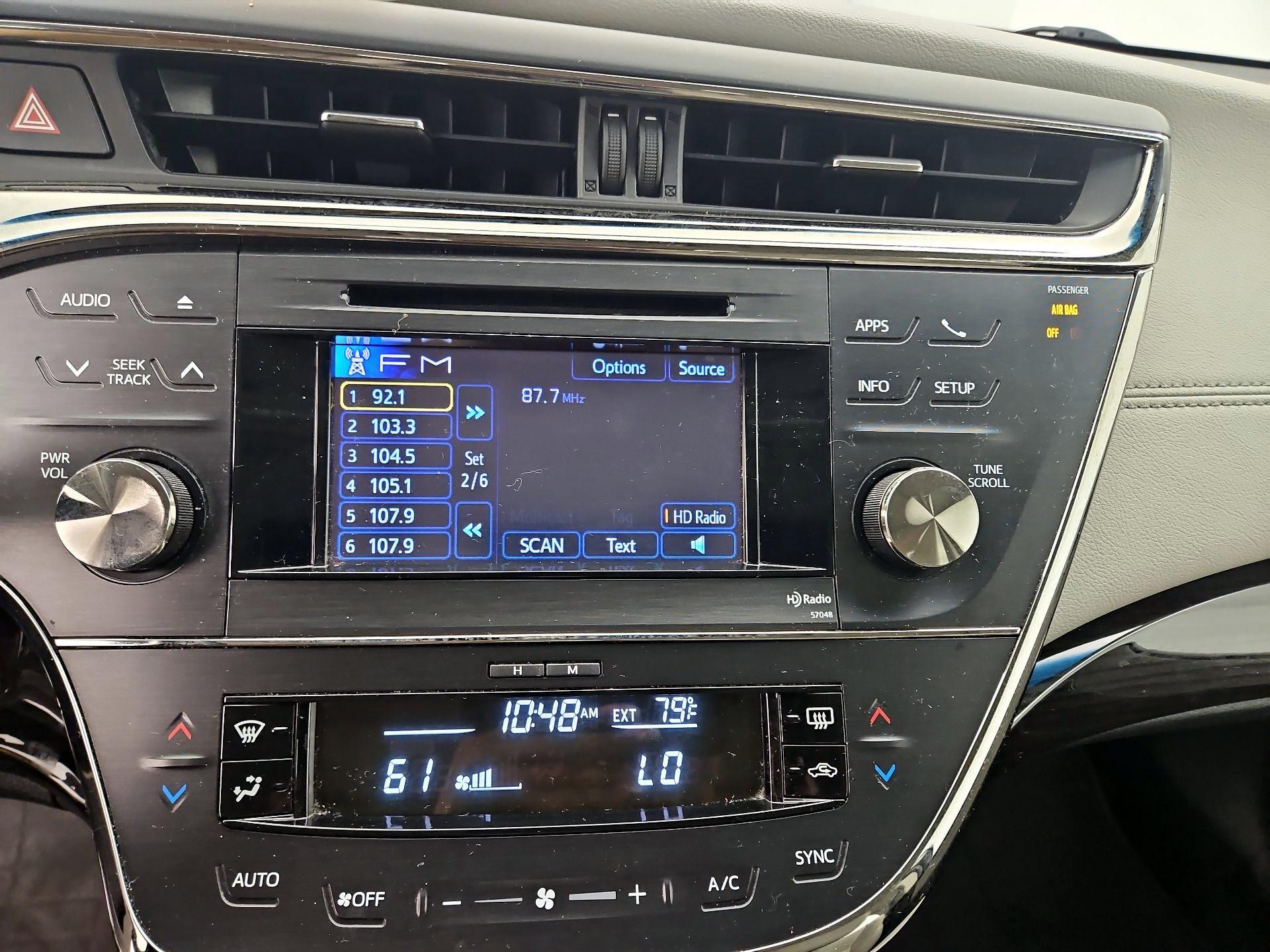 Thumbnail: 2013 Toyota Avalon - 15
