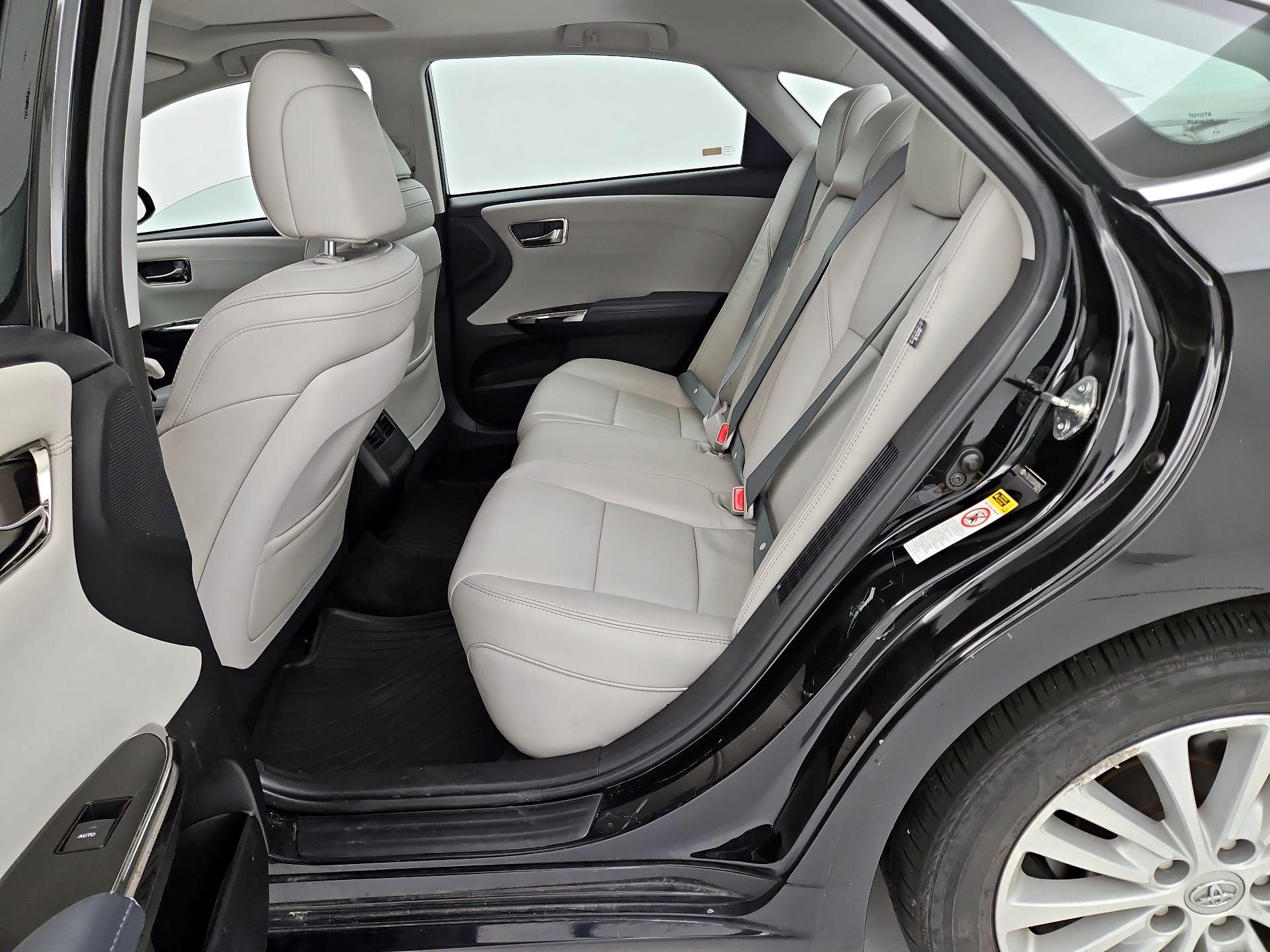 Thumbnail: 2013 Toyota Avalon - 20