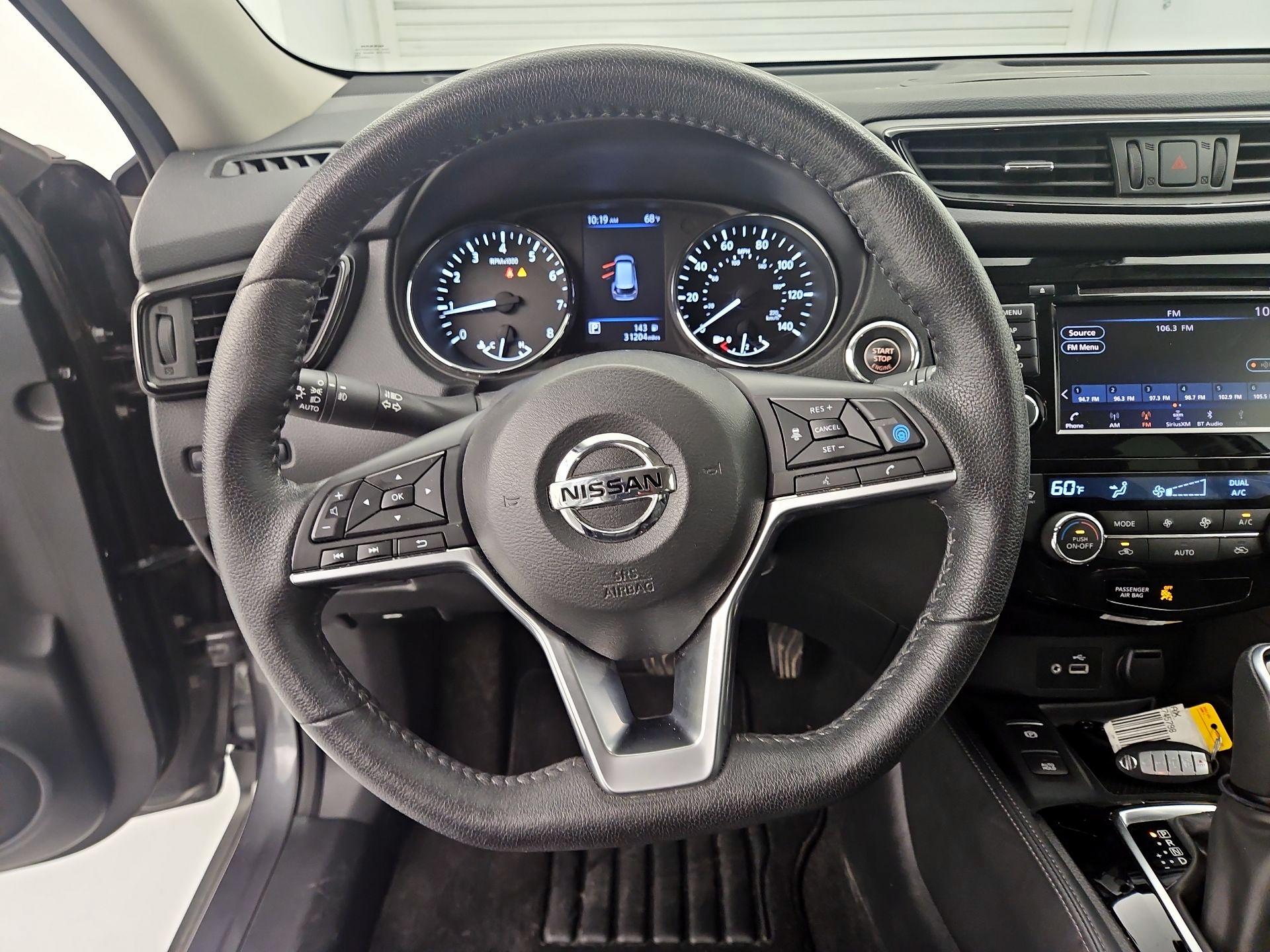 Thumbnail: 2020 Nissan Rogue - 10