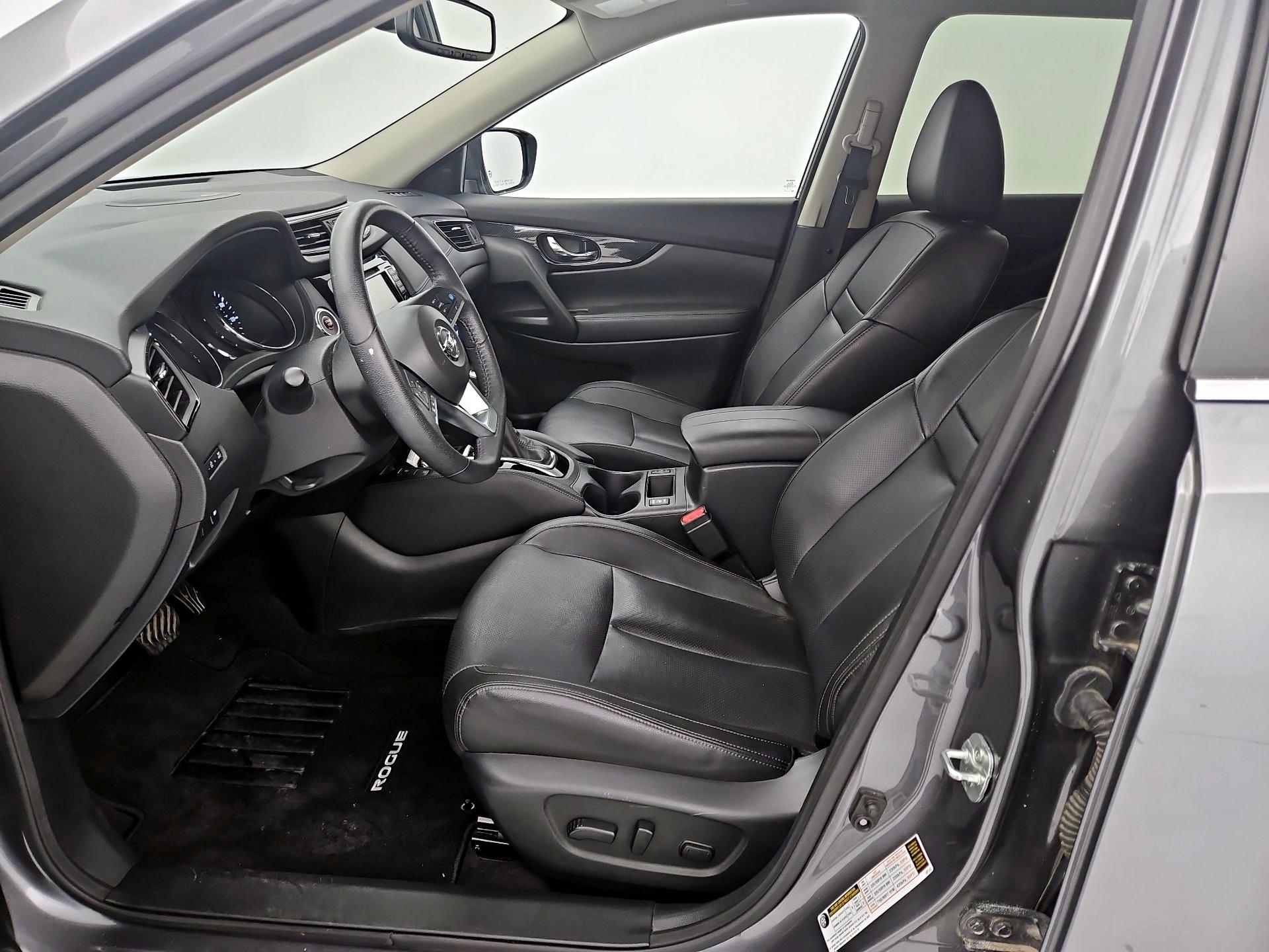 Thumbnail: 2020 Nissan Rogue - 11