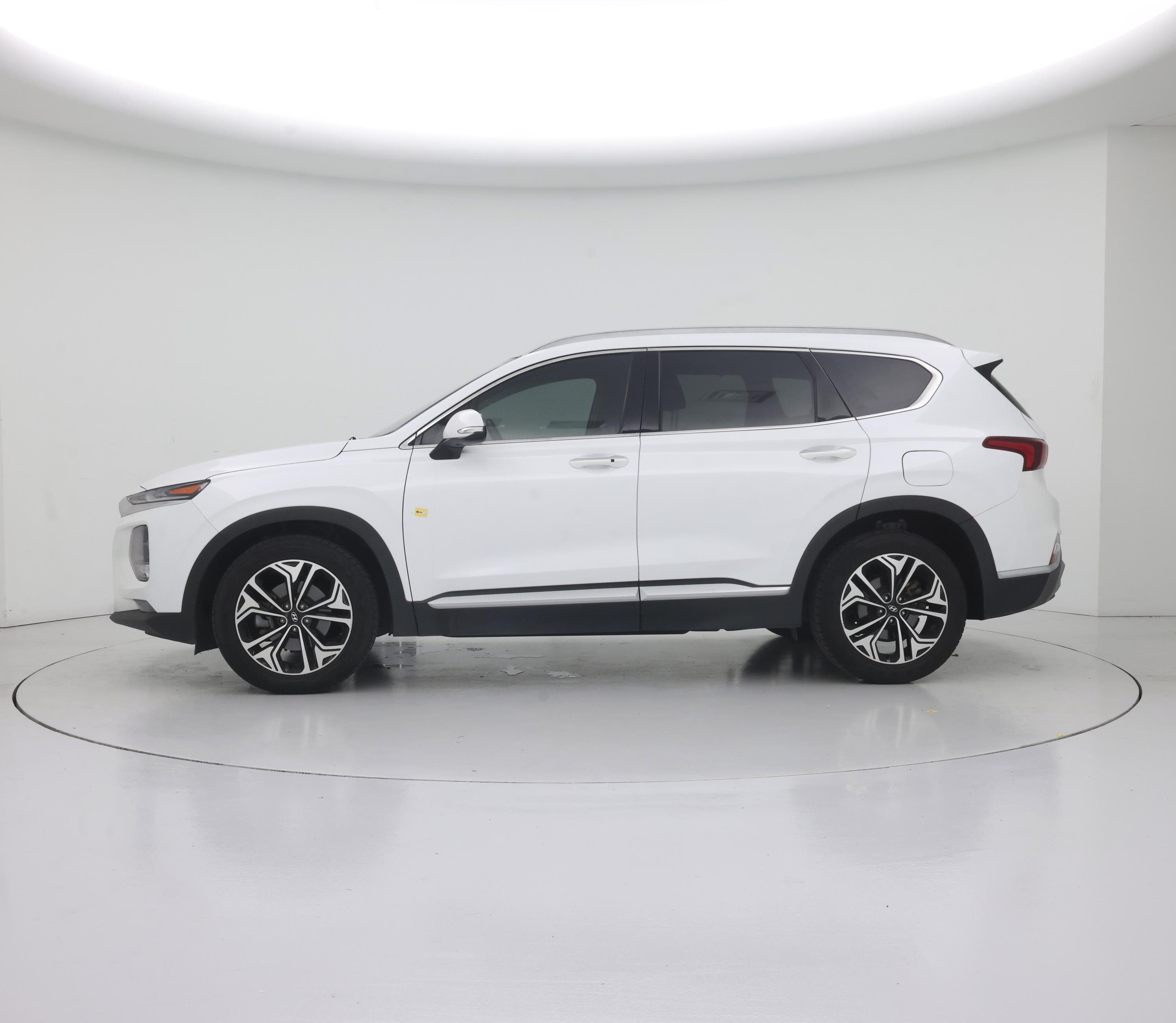 Thumbnail: 2019 Hyundai Santa Fe - 3