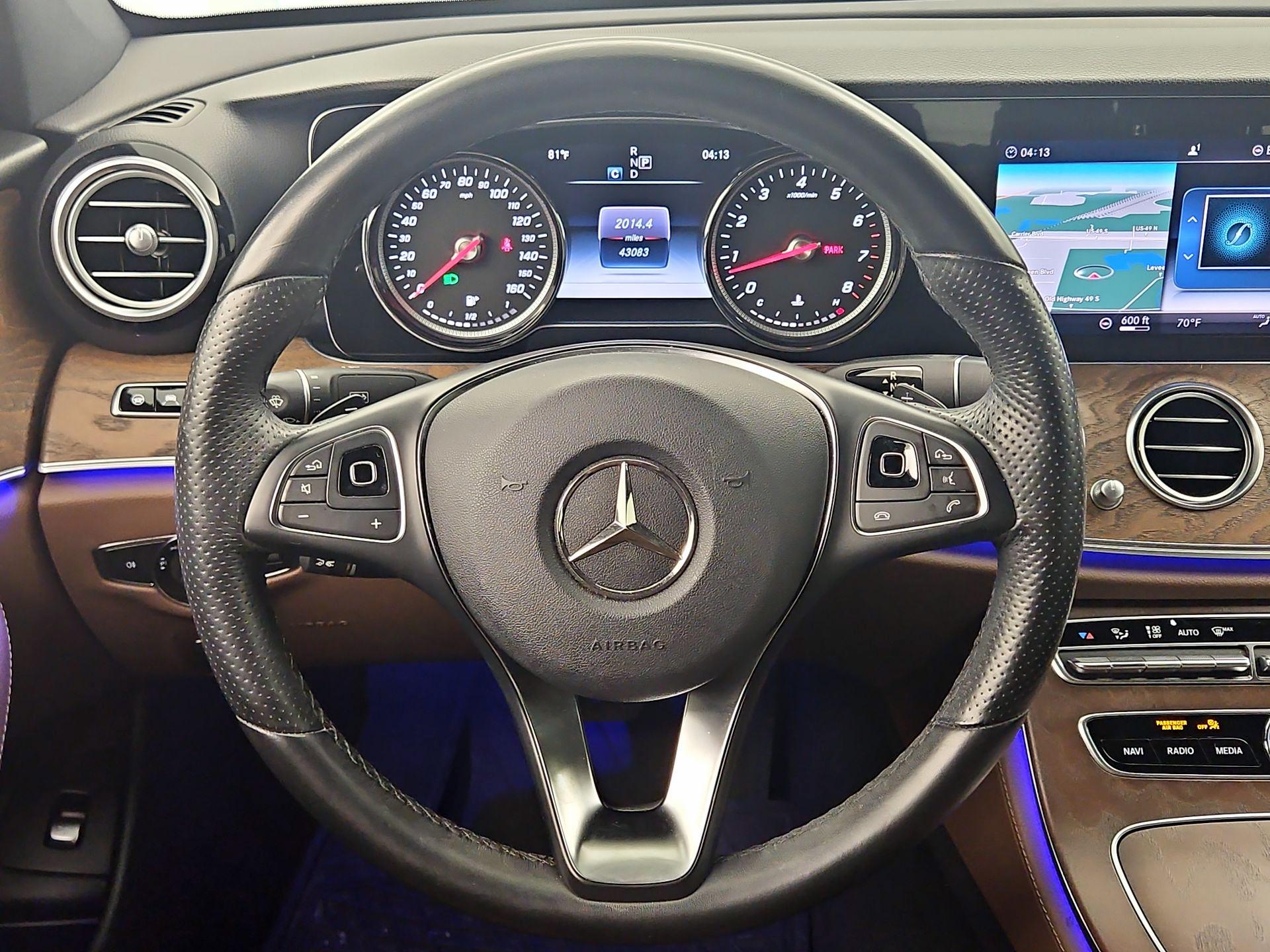 Thumbnail: 2018 Mercedes-Benz E-Class - 10