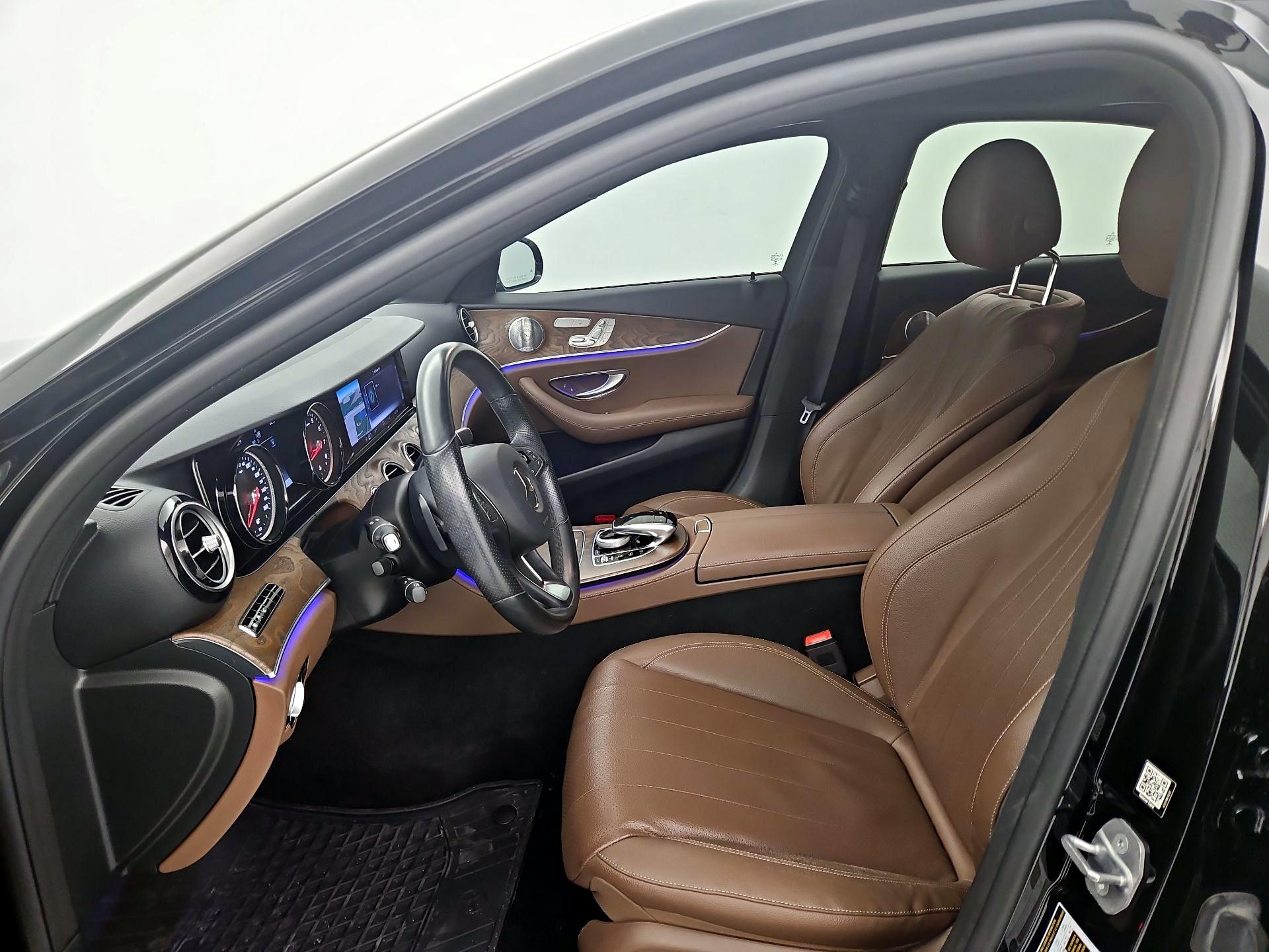Thumbnail: 2018 Mercedes-Benz E-Class - 11