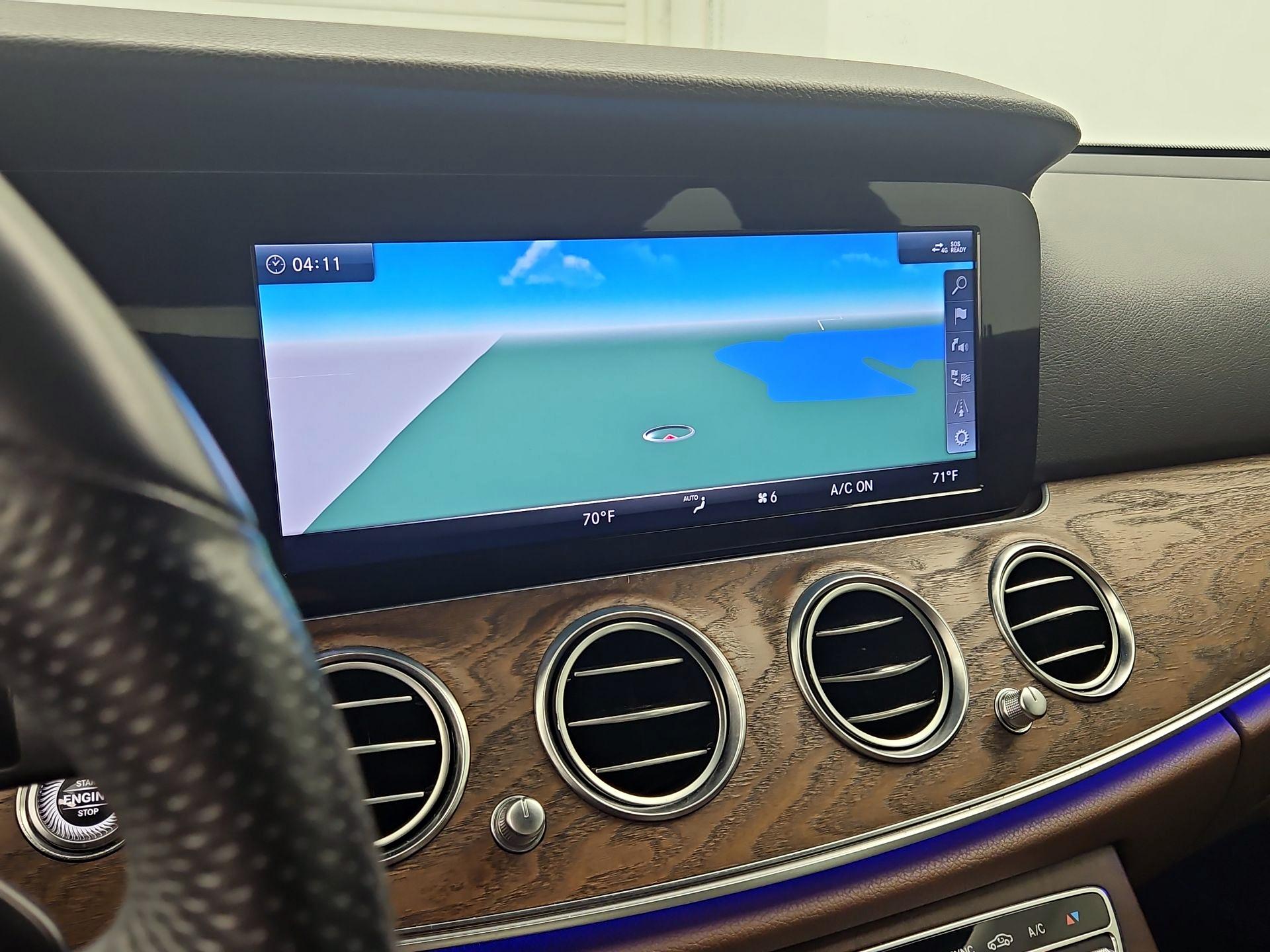 Thumbnail: 2018 Mercedes-Benz E-Class - 14