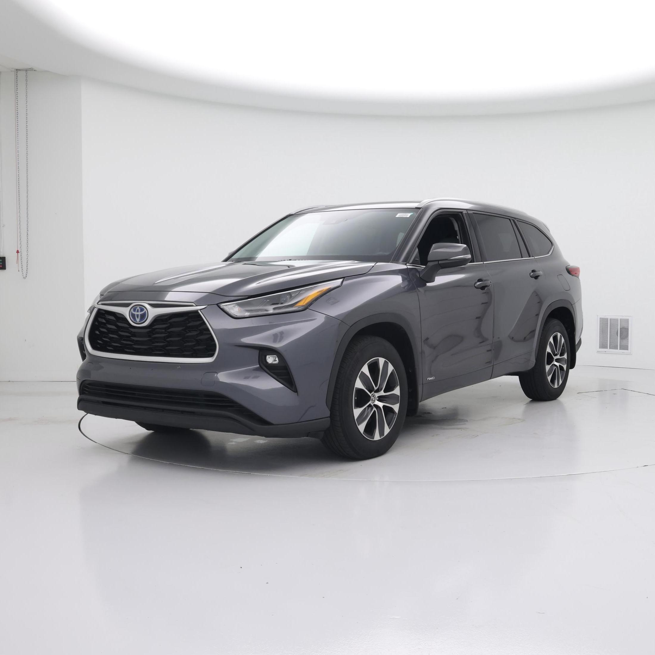 Thumbnail: 2022 Toyota Highlander - 4