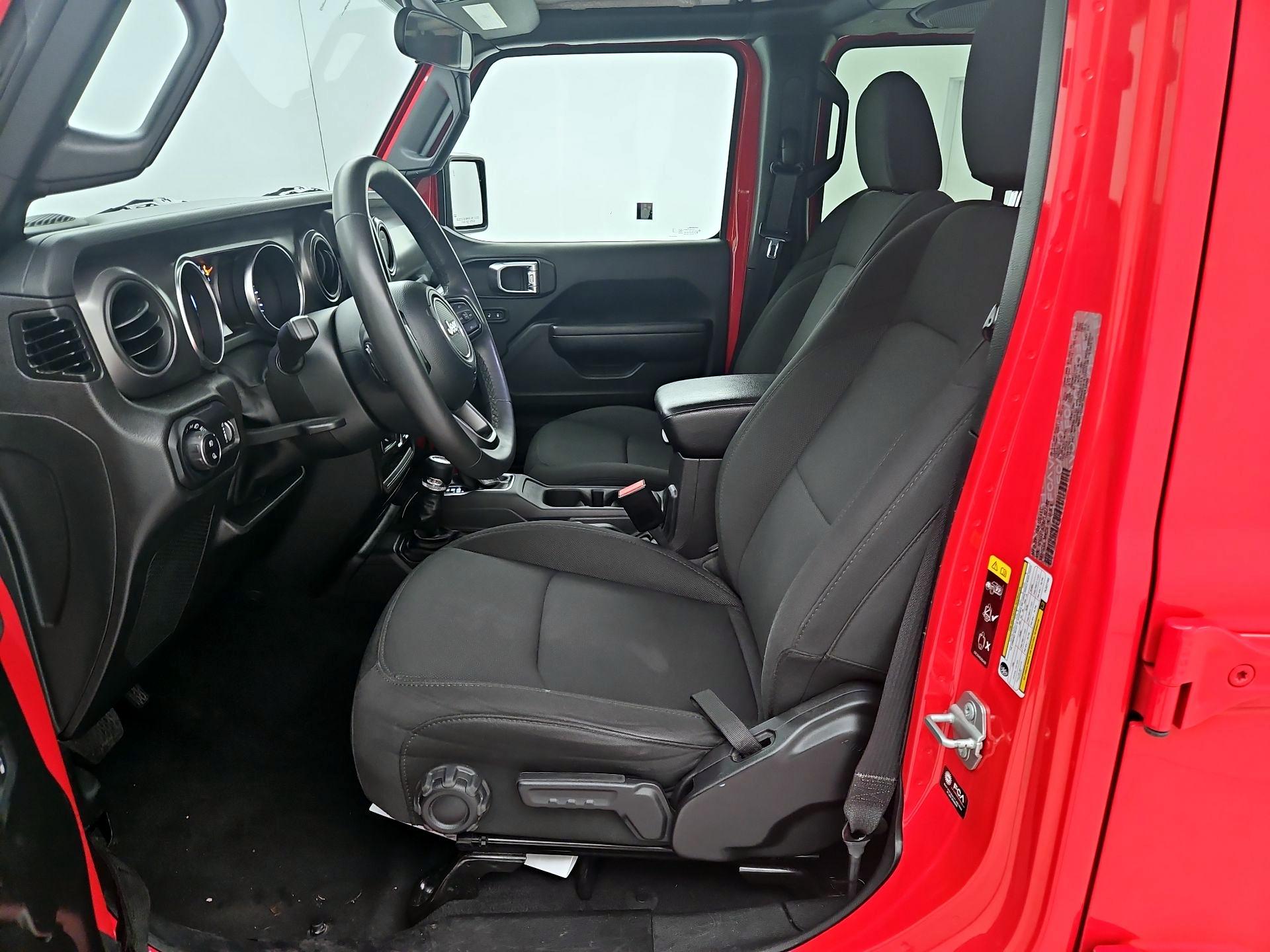 Thumbnail: 2023 Jeep Gladiator - 11