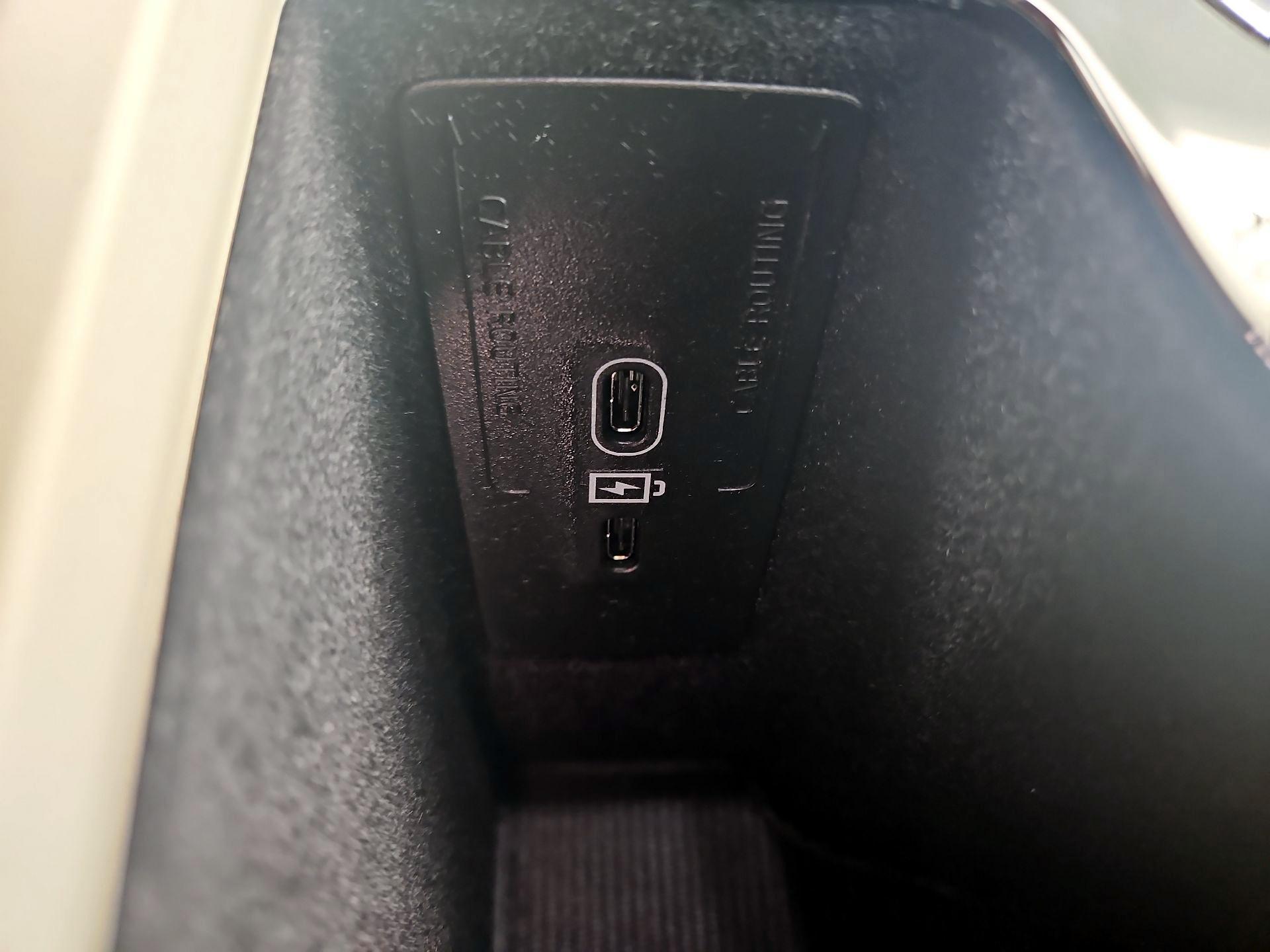 Thumbnail: 2024 Volvo S60 - 18