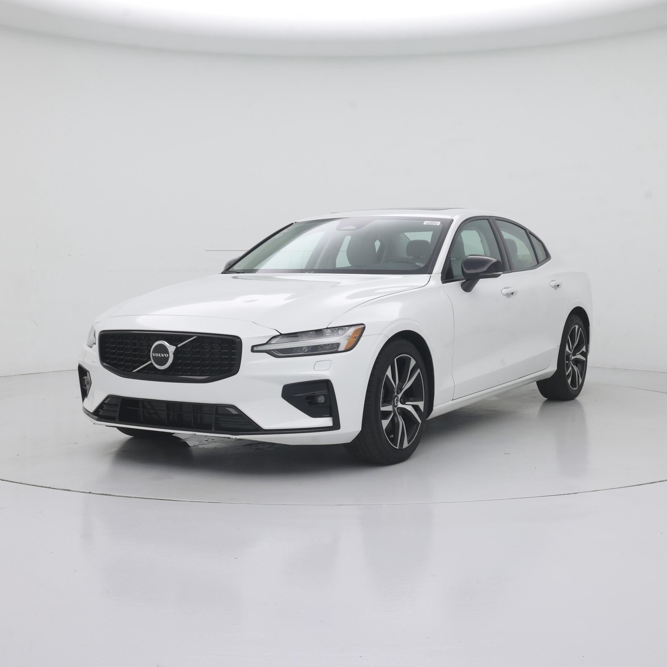 Thumbnail: 2024 Volvo S60 - 4