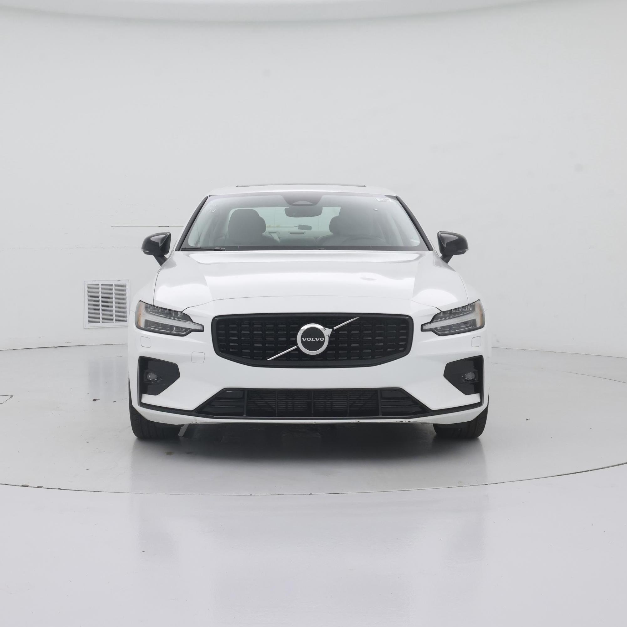 Thumbnail: 2024 Volvo S60 - 5