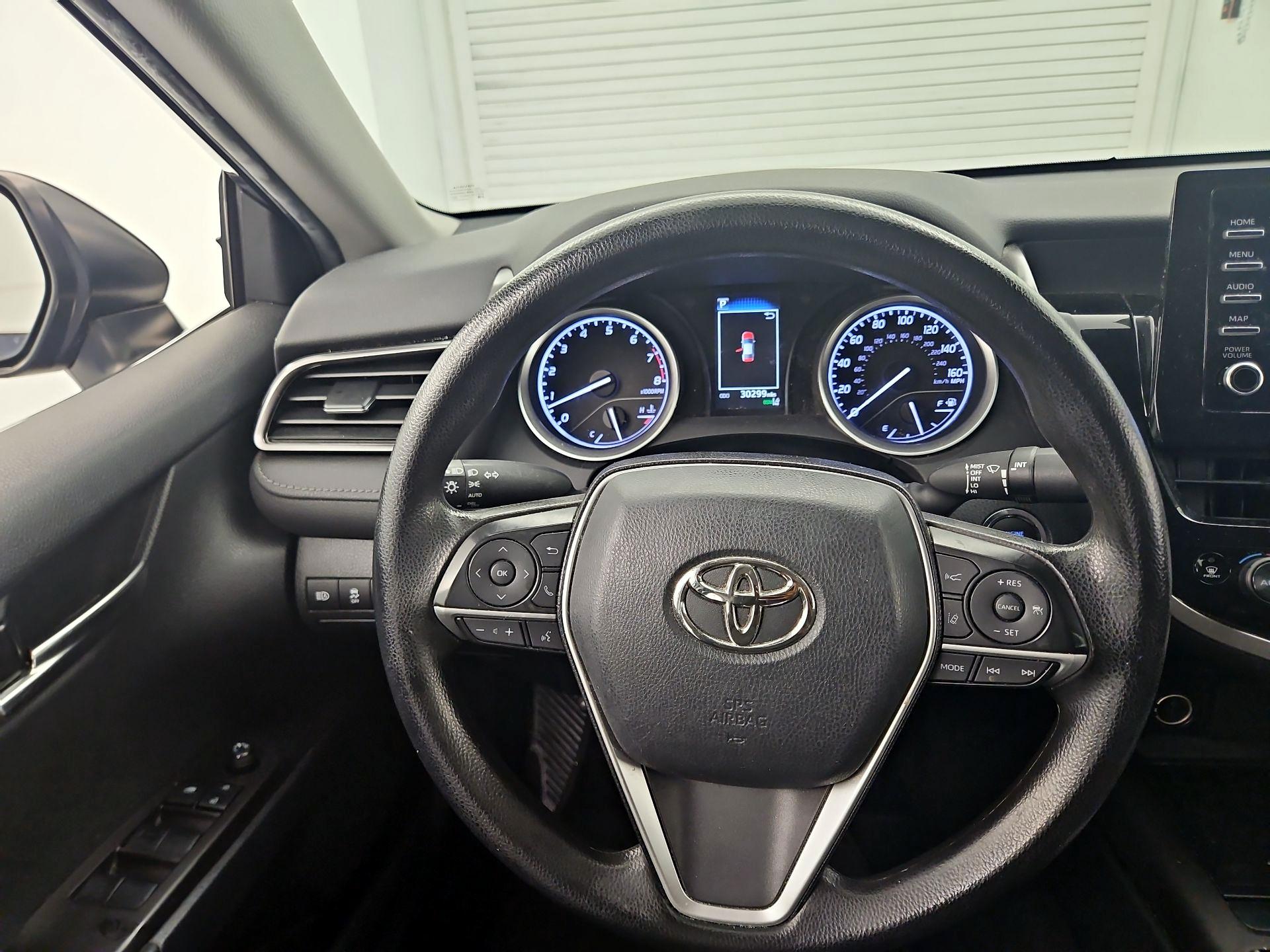 Thumbnail: 2022 Toyota Camry - 10