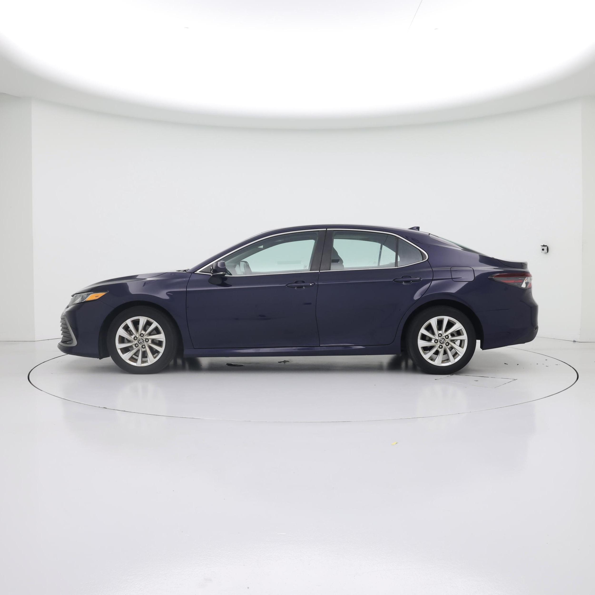 Thumbnail: 2022 Toyota Camry - 3