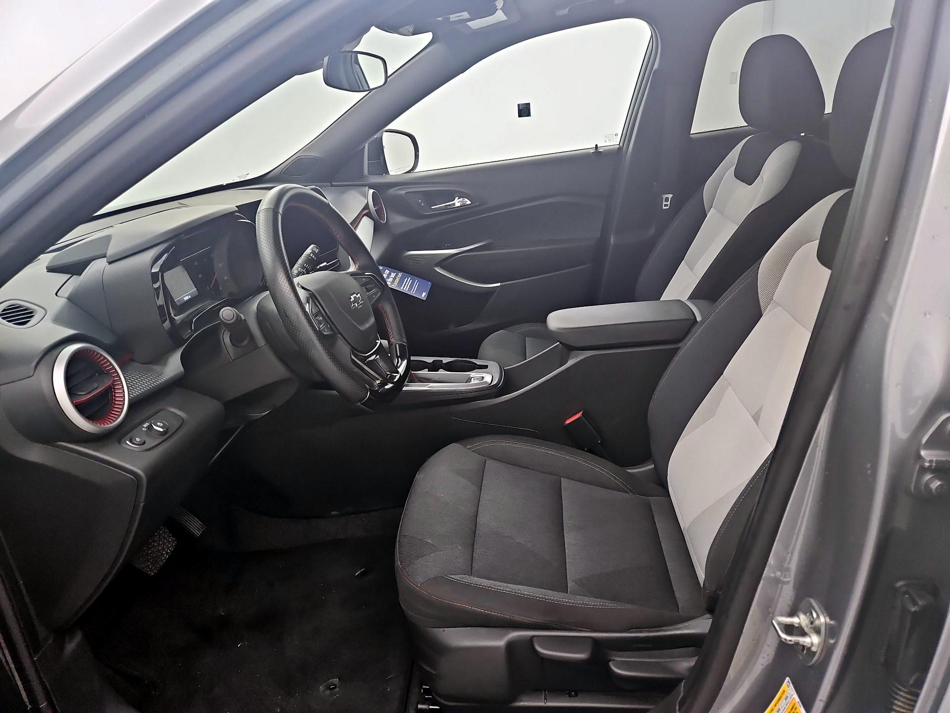 Thumbnail: 2024 Chevrolet Trax - 11