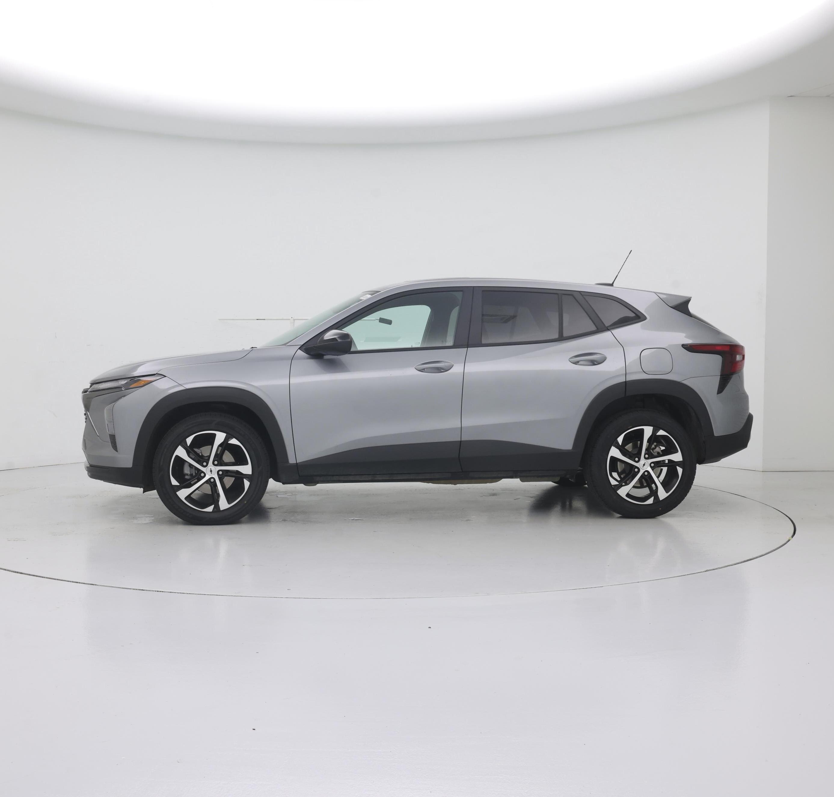 Thumbnail: 2024 Chevrolet Trax - 3