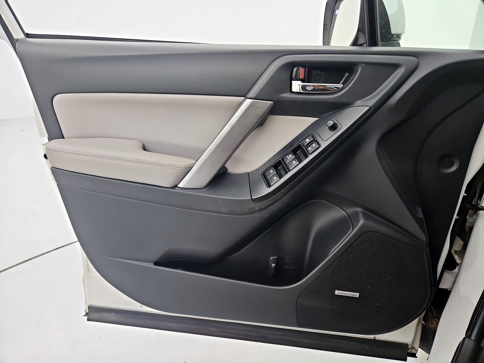 Thumbnail: 2016 Subaru Forester - 12