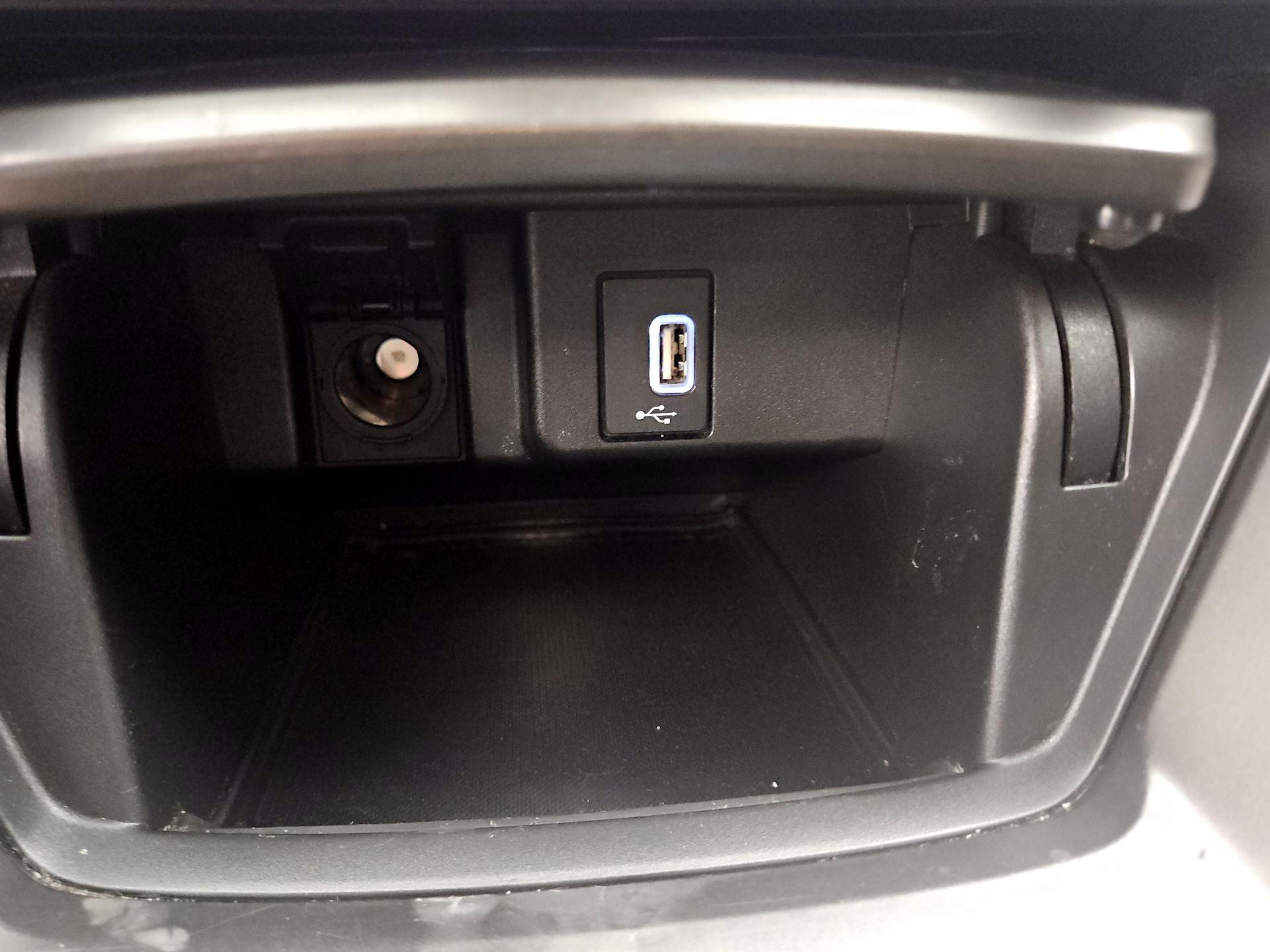 Thumbnail: 2019 Honda Accord - 18